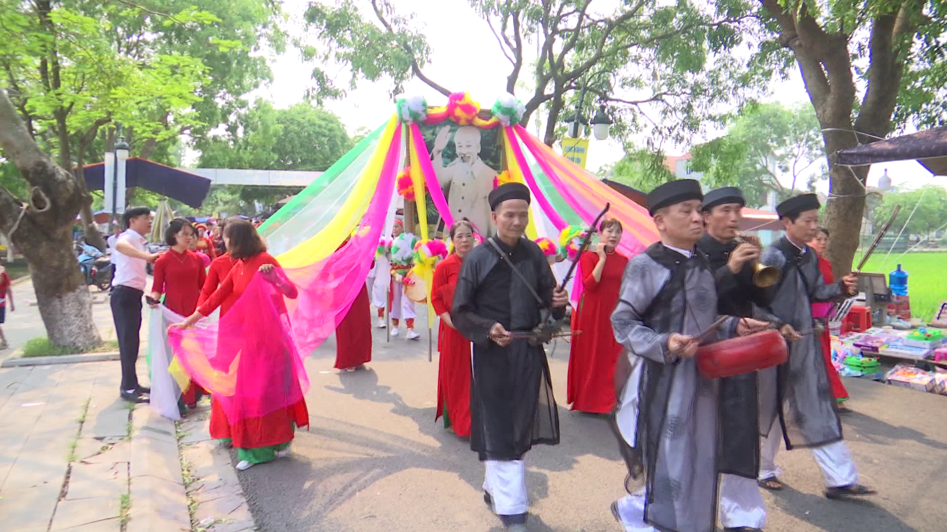 Thuận Thành khai hội chùa Bút Tháp