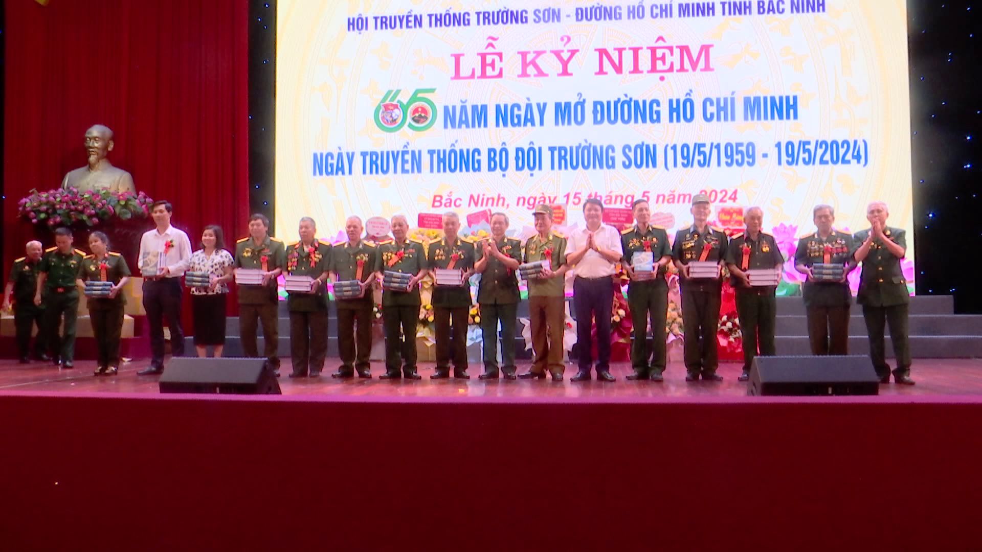 Kỷ niệm 65 năm ngày mở đường Hồ Chí Minh - ngày truyền thống  Bộ đội Trường Sơn
