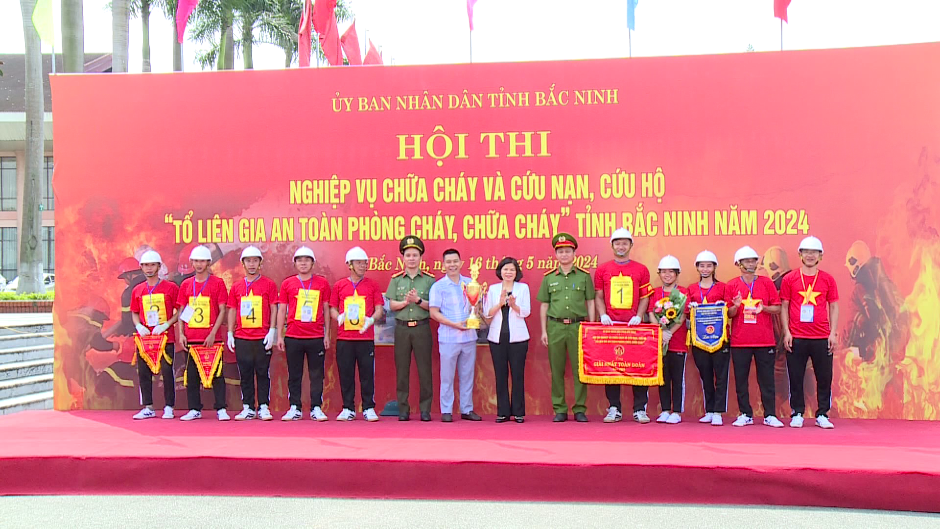 Hội thi nghiệp vụ chữa cháy “Tổ liên gia an toàn phòng cháy chữa cháy” tỉnh Bắc Ninh năm 2024            