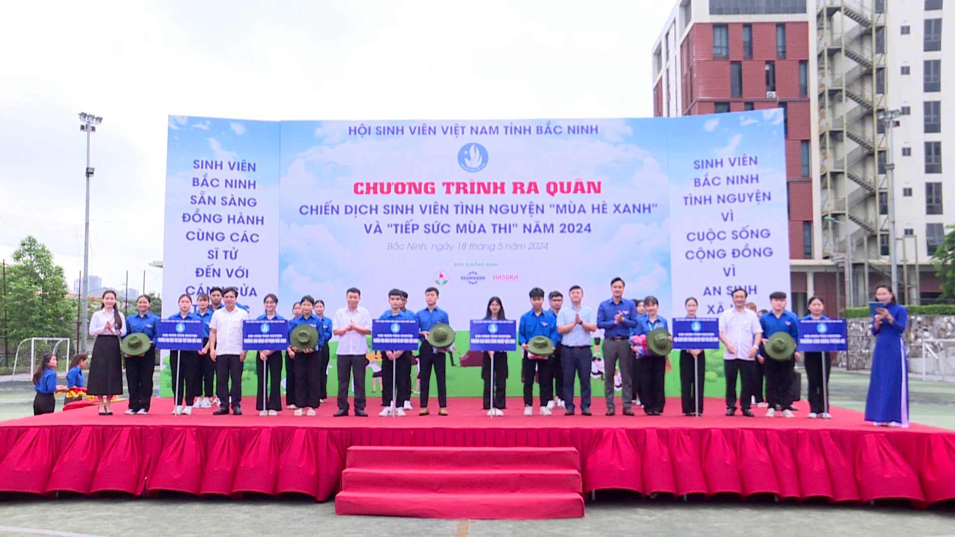 Ra quân Chiến dịch sinh viên tình nguyện 
