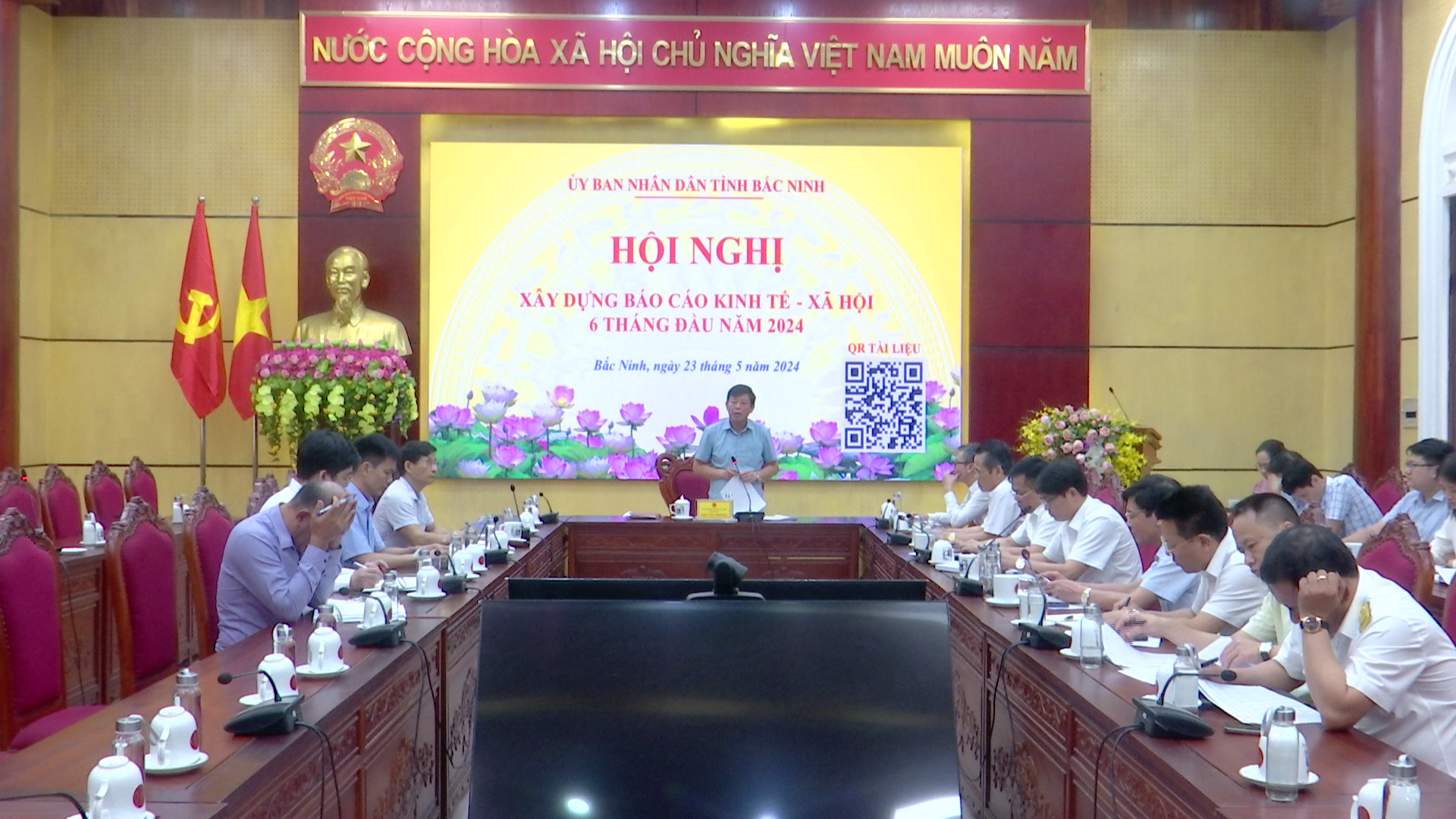 Xây dựng Báo cáo Kinh tế - Xã hội của tỉnh 6 tháng đầu năm 2024
