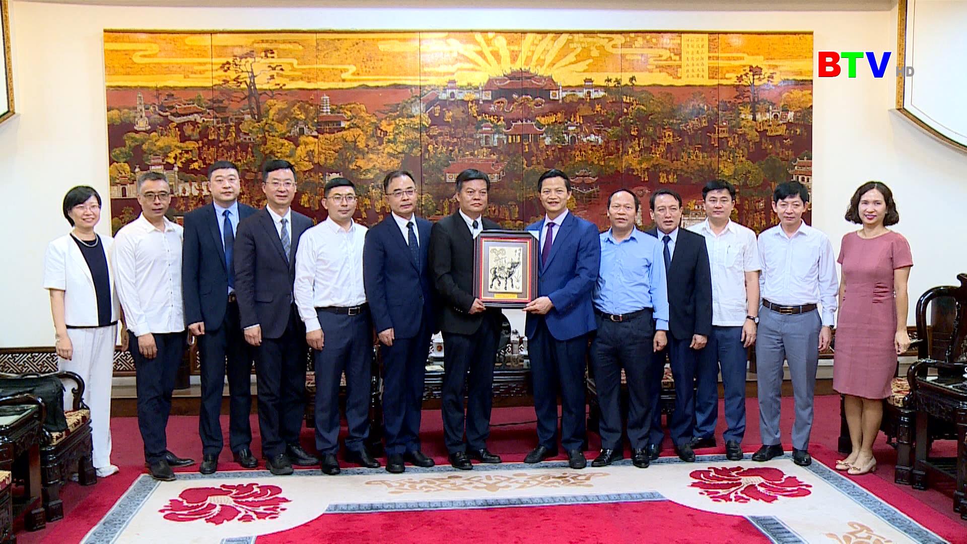 Phó Chủ tịch Thường trực UBND tỉnh tiếp và làm việc với Đoàn công tác thành phố Dương Châu            