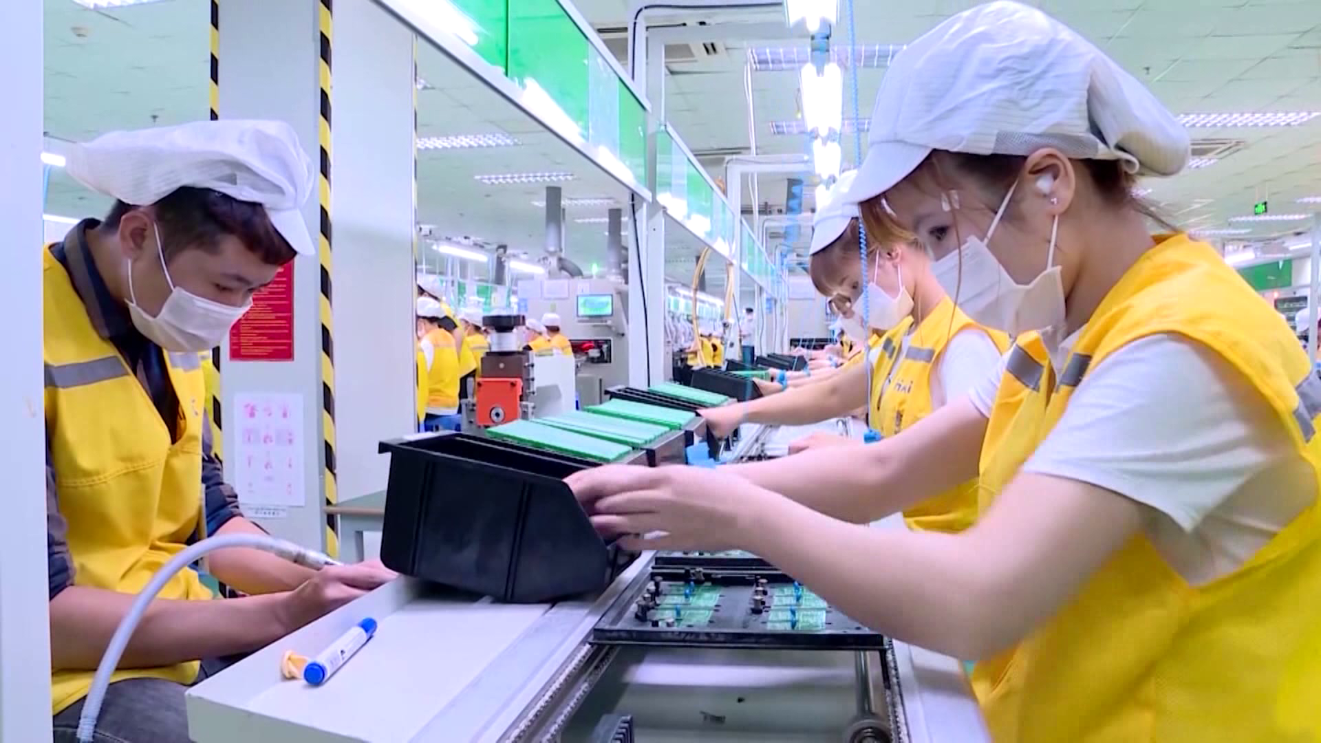 Toàn tỉnh có thêm 323 doanh nghiệp gia nhập thị trường