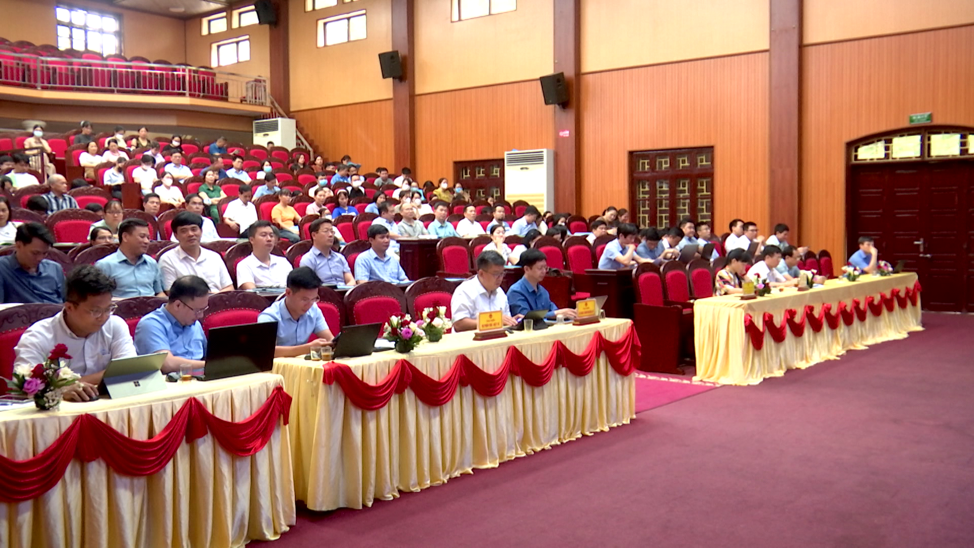 Triển khai những quy định mới về khám, chữa bệnh và hành nghề y dược