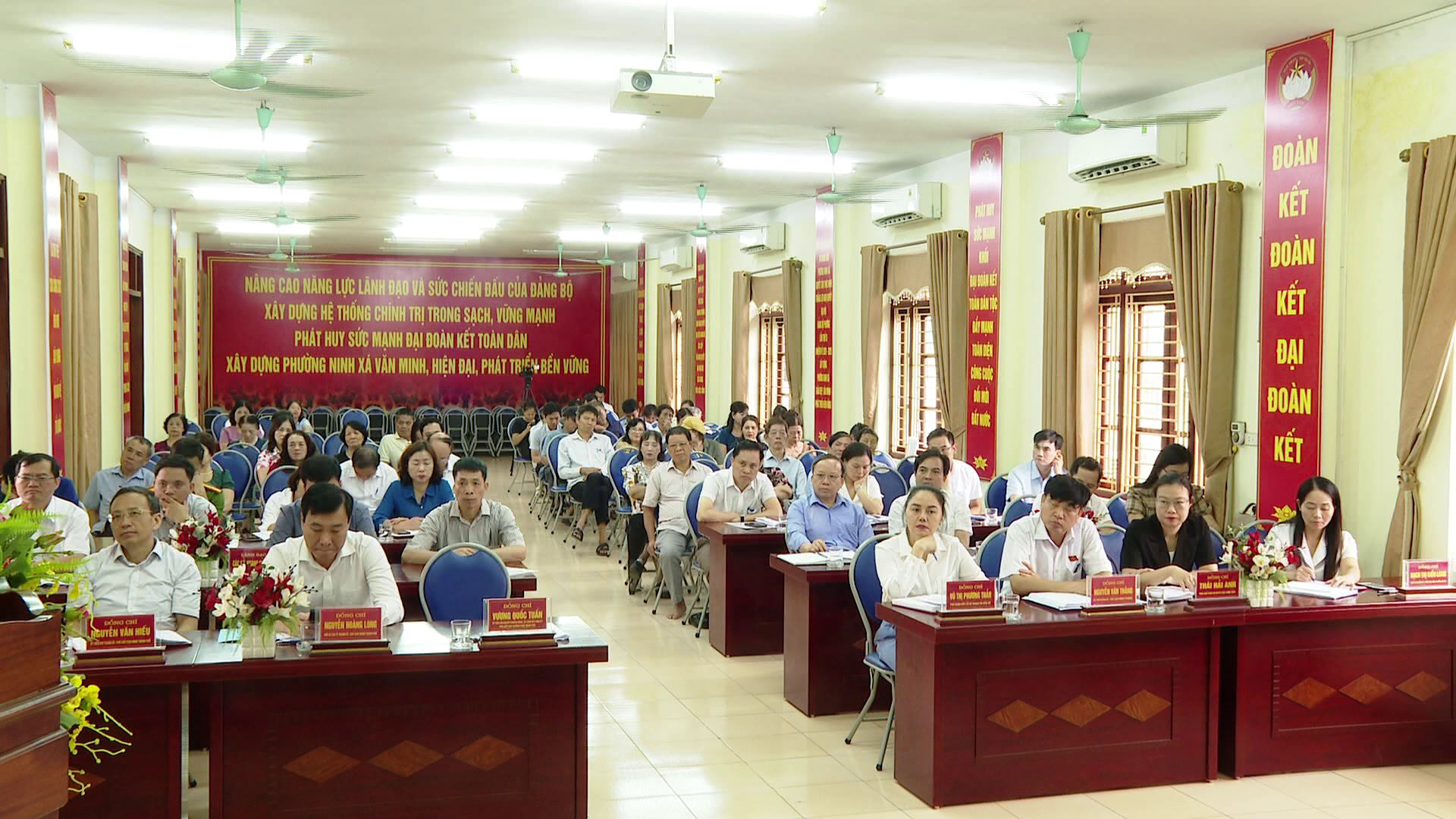 Đại biểu HĐND tỉnh tiếp xúc cử tri phường Ninh Xá,  TP Bắc Ninh