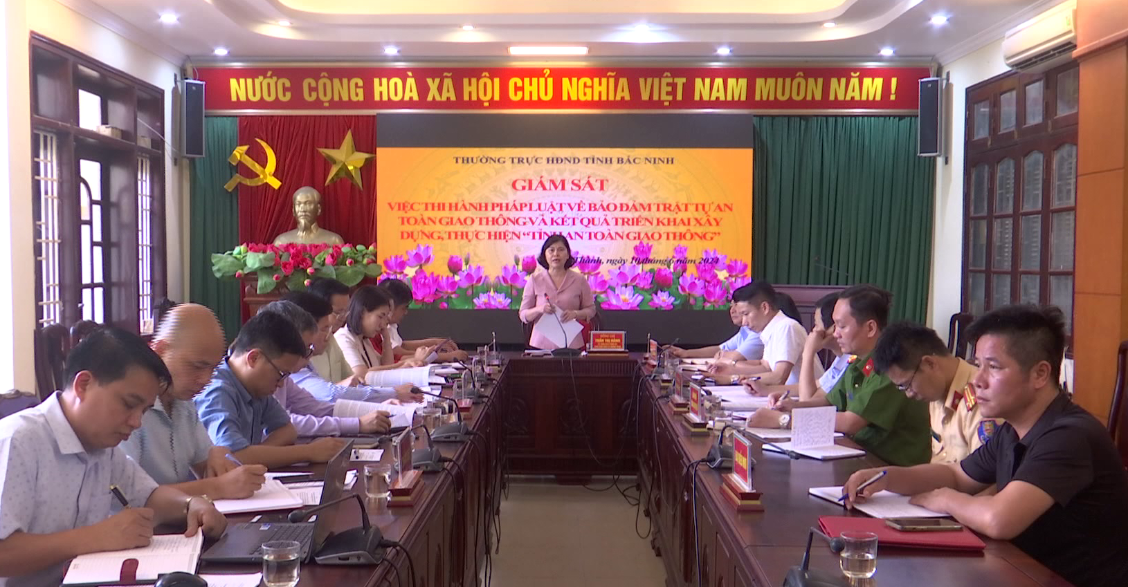 HĐND tỉnh giám sát 1 năm thực hiện tỉnh An toàn giao thông tại huyện Thuận Thành