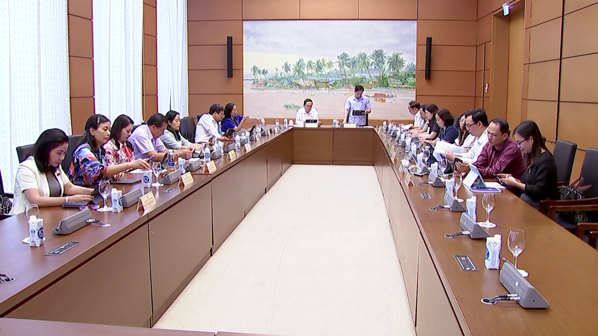 Đoàn đại biểu Quốc hội tỉnh Bắc Ninh đóng góp Dự thảo Luật Quy hoạch đô thị và Quy hoạch nông thôn, Dự án Luật Địa chất và Khoáng sản