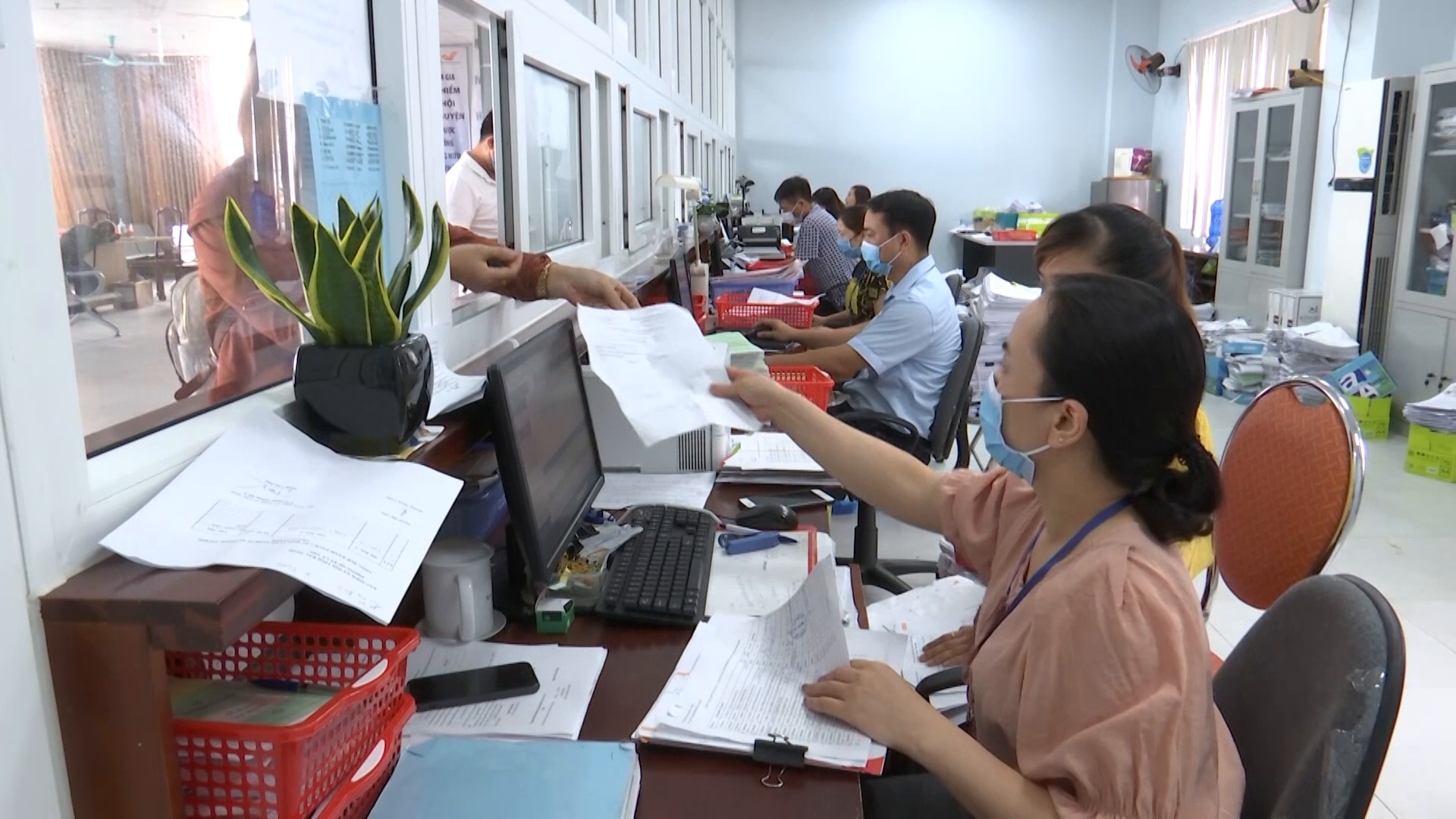 Người đủ 75 tuổi không có lương hưu được hưởng trợ cấp hưu trí