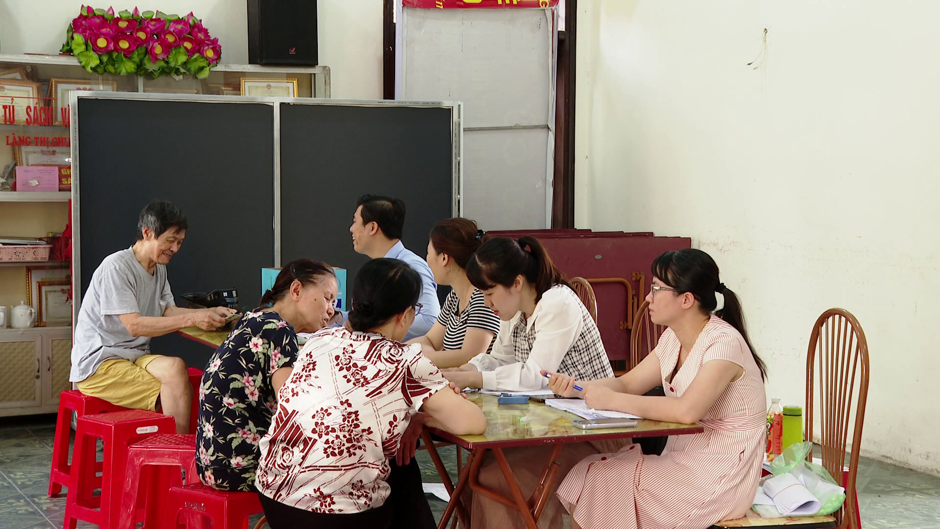Bắc Ninh: Gần 90% người nhận lương hưu và trợ cấp xã hội qua tài khoản