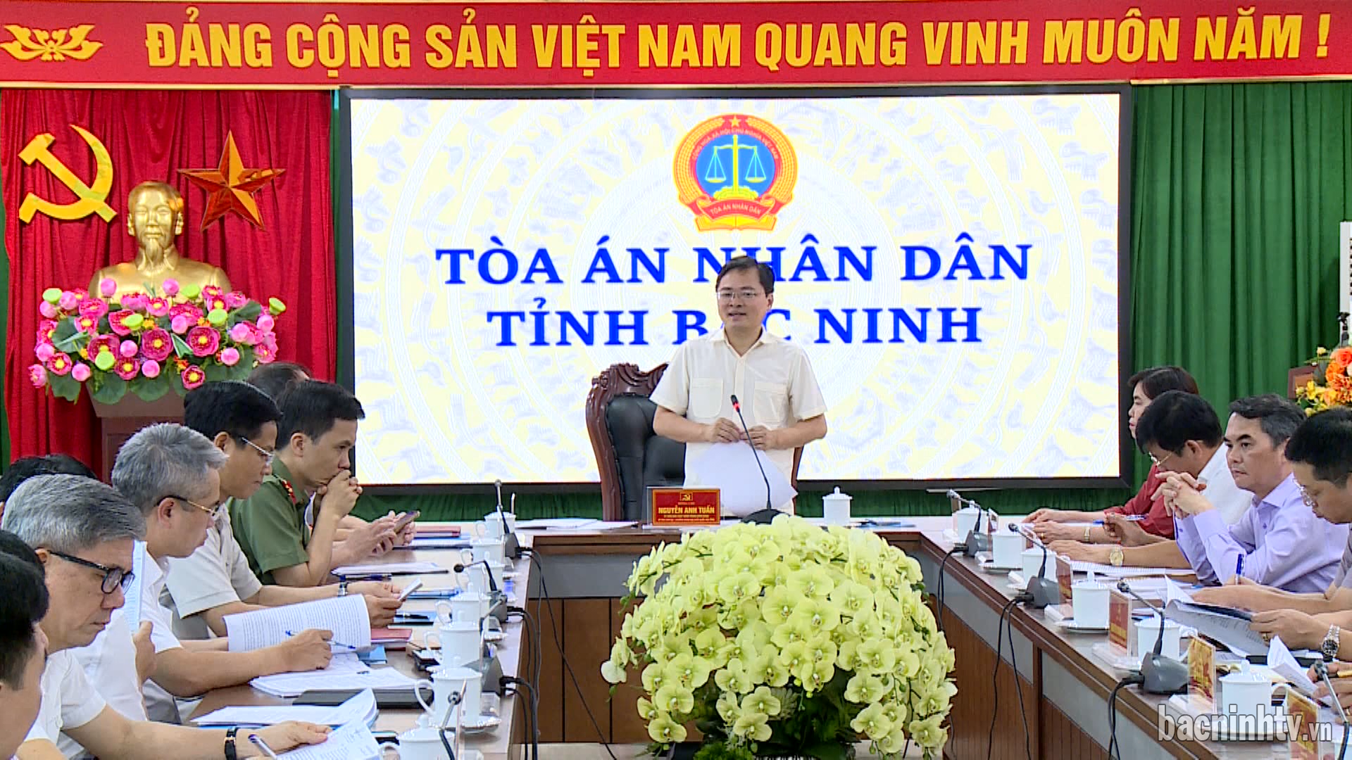Bí thư Tỉnh ủy Nguyễn Anh Tuấn làm việc với Tòa án nhân dân tỉnh