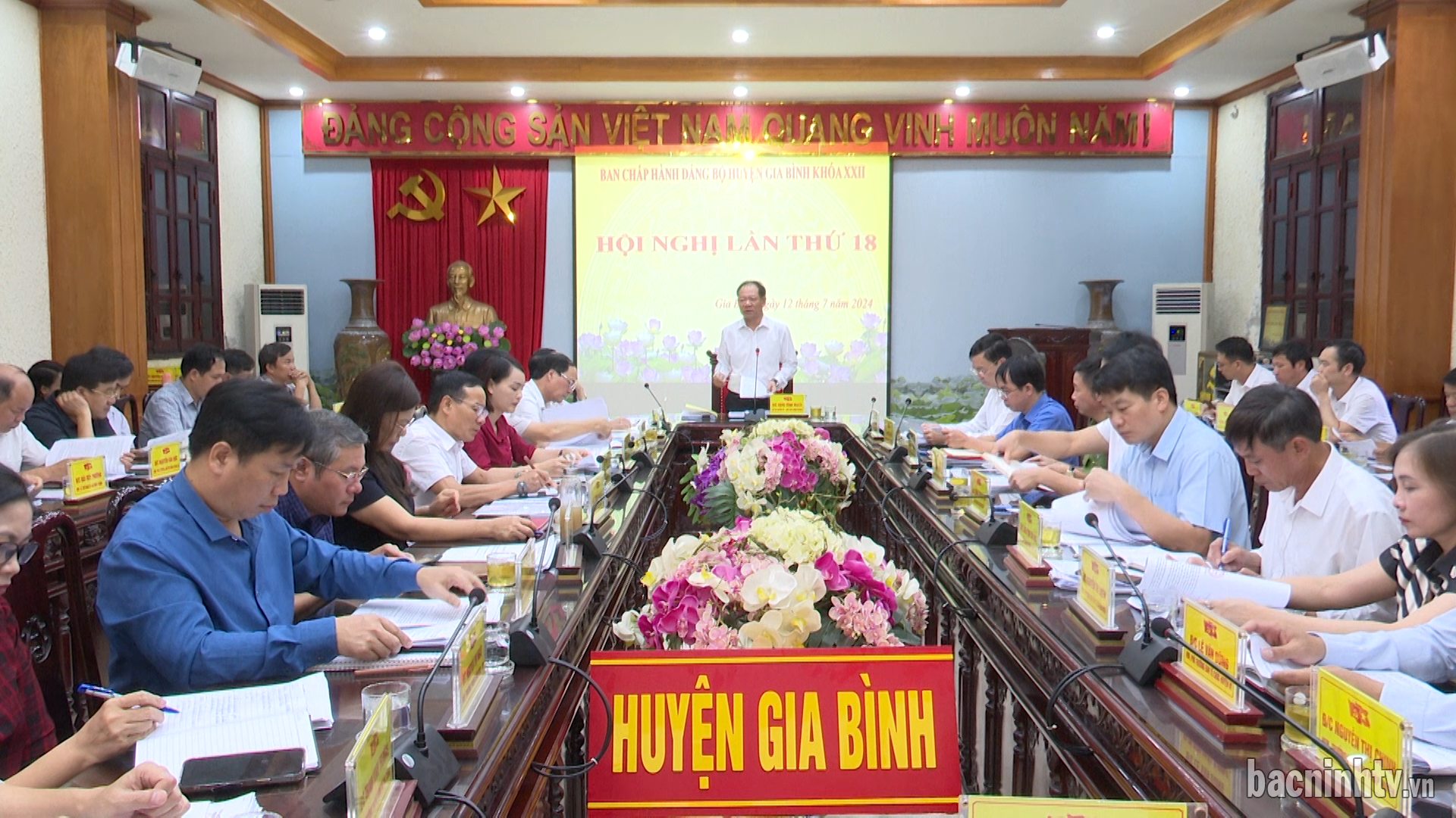 Hội nghị lần thứ 18, BCH Đảng bộ huyện Gia Bình khóa XXII            