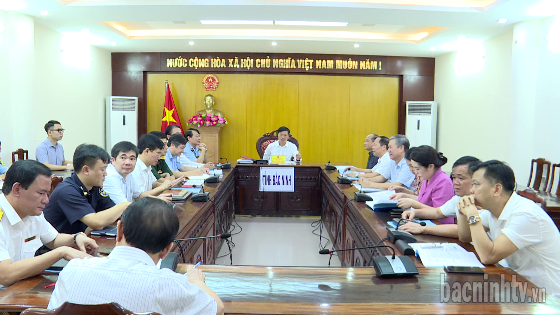 Sơ kết công tác phòng, chống buôn lậu, gian lận thương mại và hàng giả 