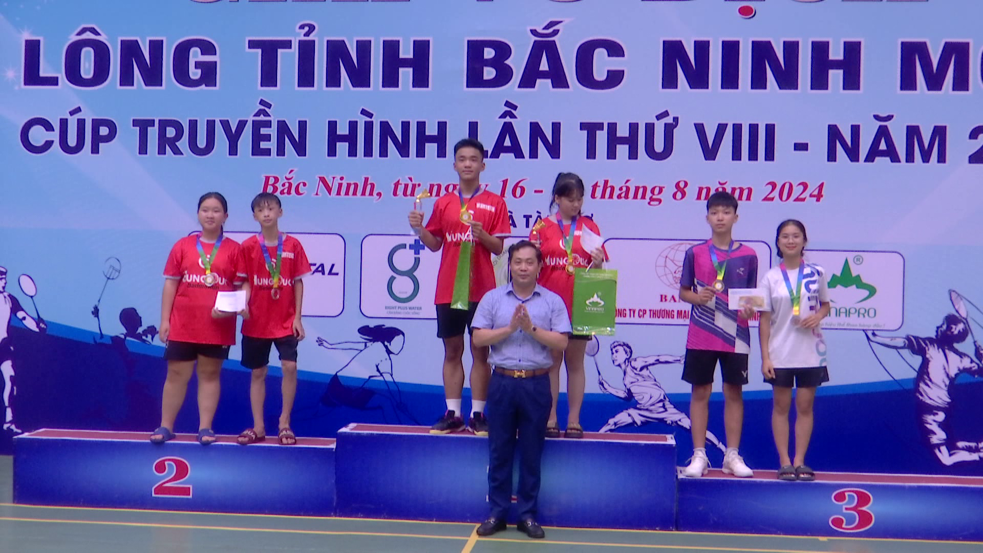 Trao 37 bộ huy chương Giải vô địch Cầu lông tỉnh Bắc Ninh mở rộng Cup Truyền hình Bắc Ninh 