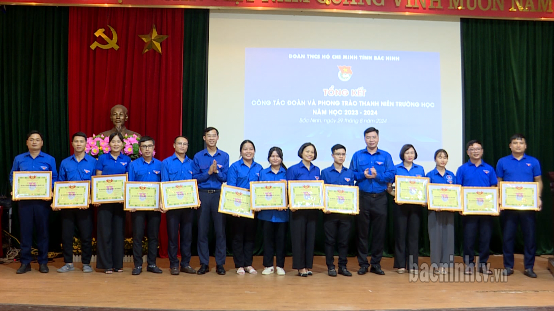 Tổng kết công tác Đoàn phong trào thanh niên trường học