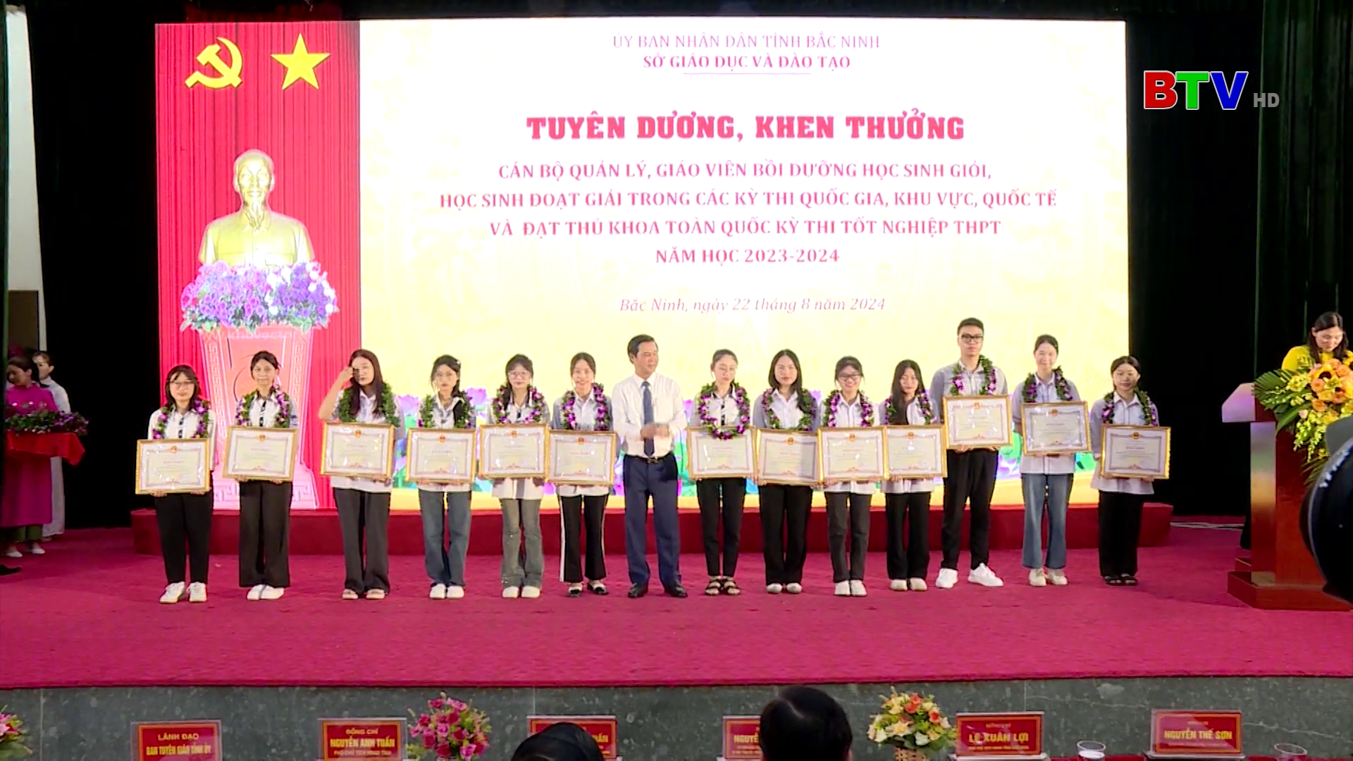 Thắp sáng đất học Kinh Bắc
