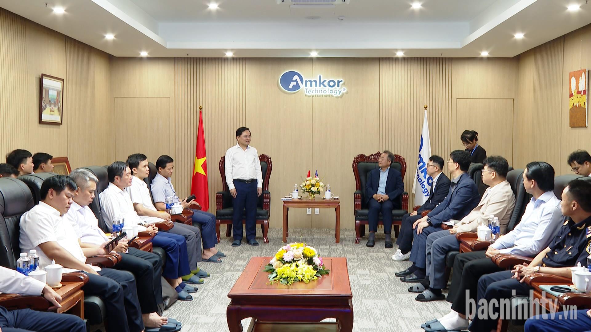 Lãnh đạo tỉnh thăm, làm việc với Công ty Amkor Technology Việt Nam