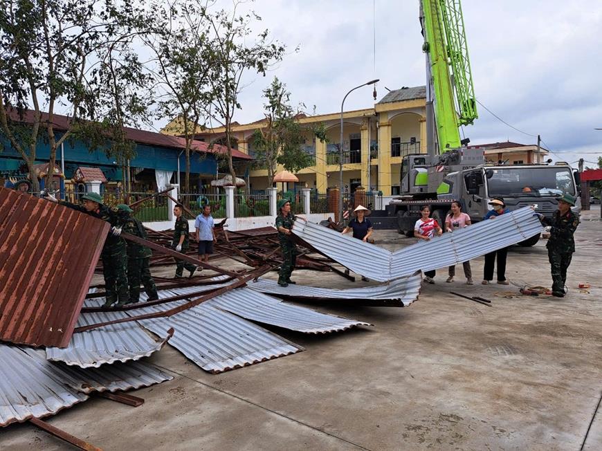 Bắc Ninh tổng lực dọn dẹp, vệ sinh môi trường sau cơn bão số 3 