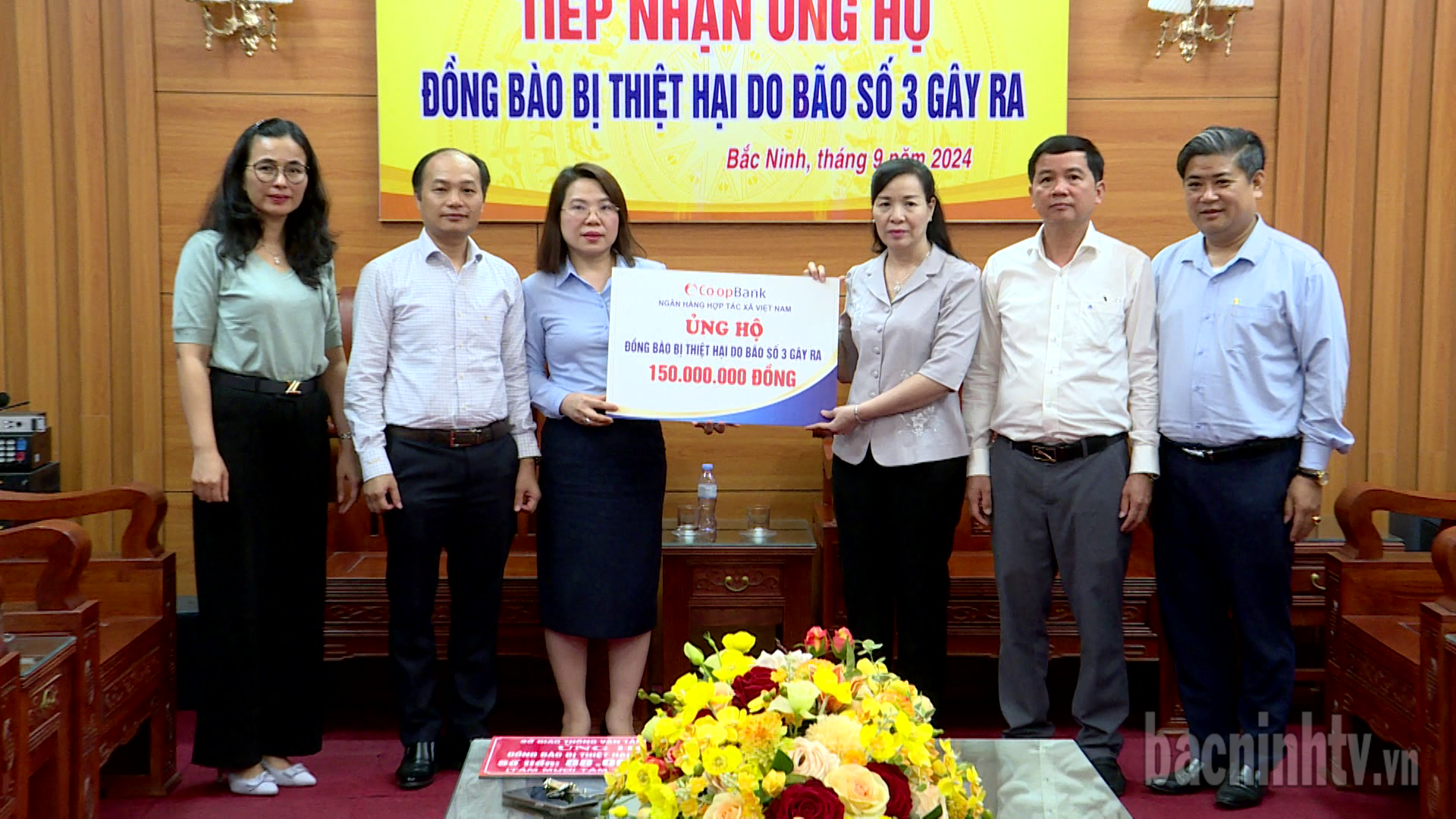 Uỷ ban MTTQ tỉnh tiếp nhận ủng hộ đồng bào bị thiệt hại do bão số 3