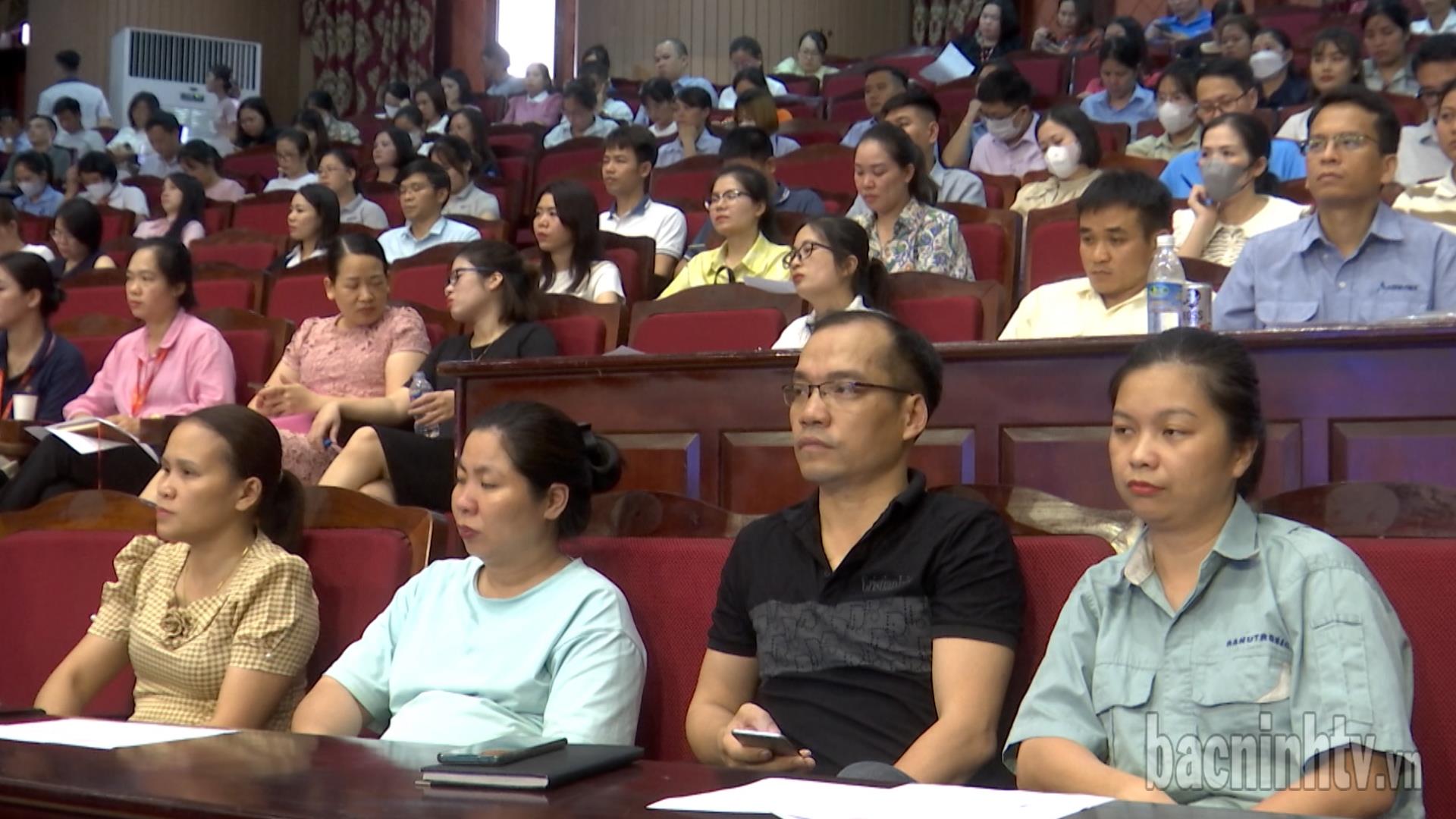 Hơn 600 cán bộ Công đoàn cơ sở được tập huấn nghiệp vụ