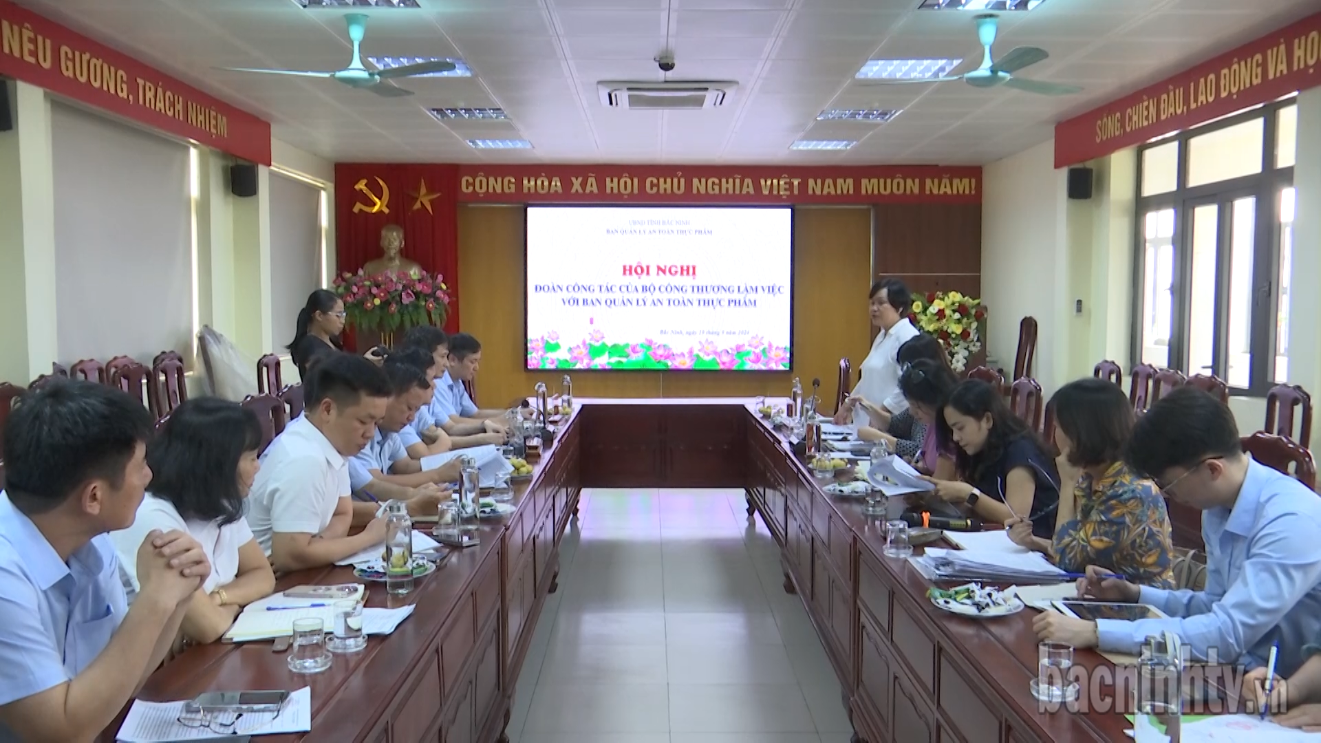 Đoàn công tác của Bộ Công thương làm việc với Ban Quản lý ATTP tỉnh