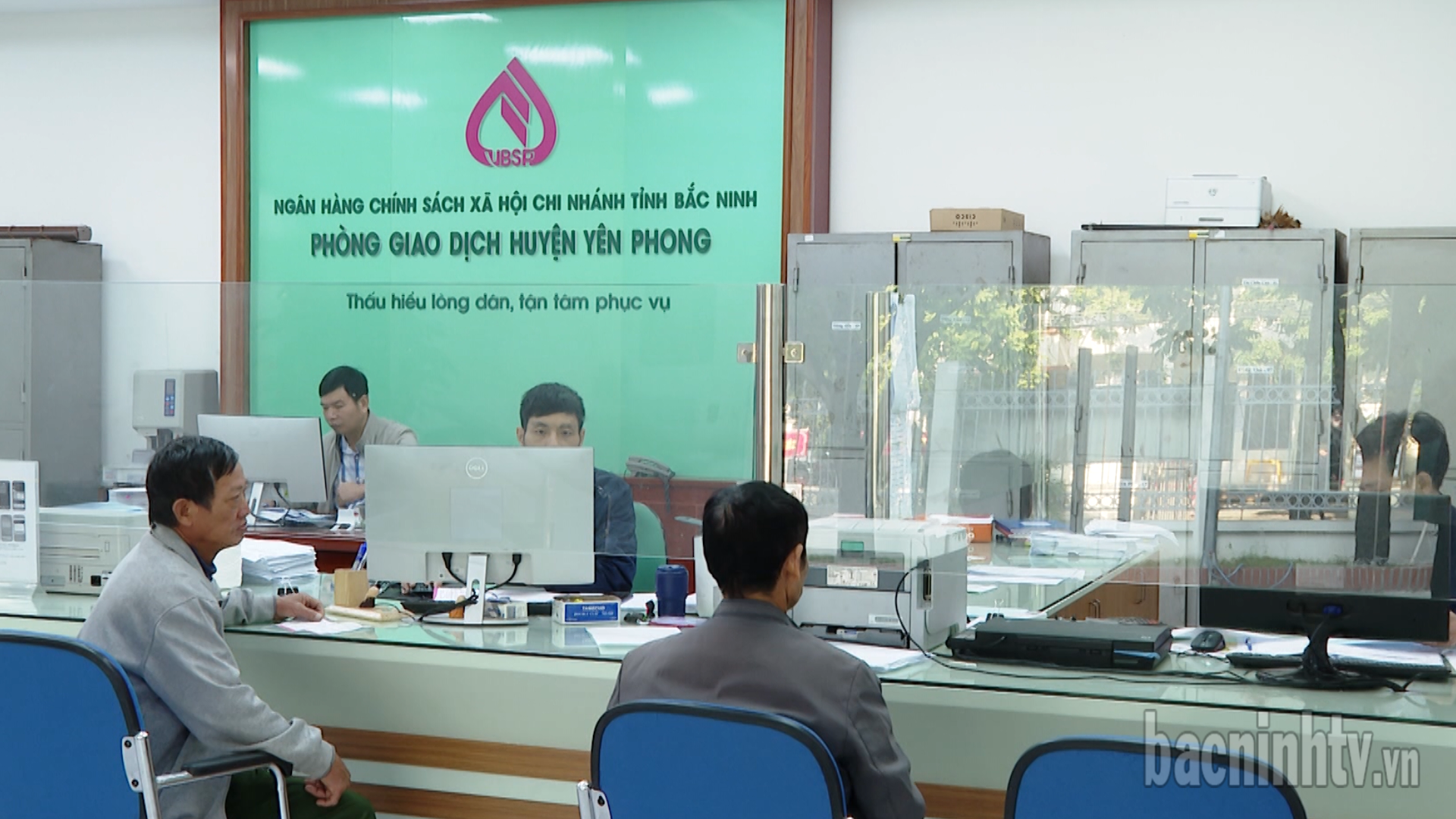 Ngân hàng Chính sách xã hội tạm dừng thu lãi hộ vay bị thiệt hại do bão số 3