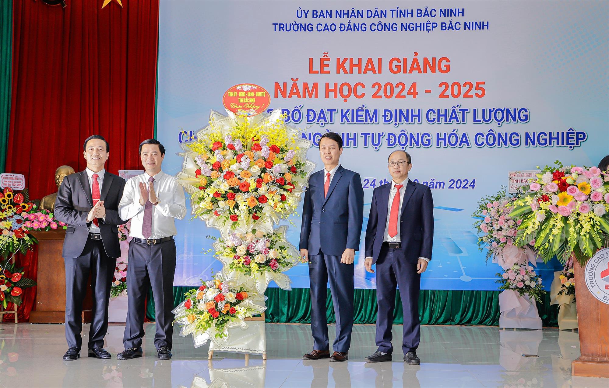 Trường Cao đẳng Công nghiệp Bắc Ninh khai giảng năm học mới