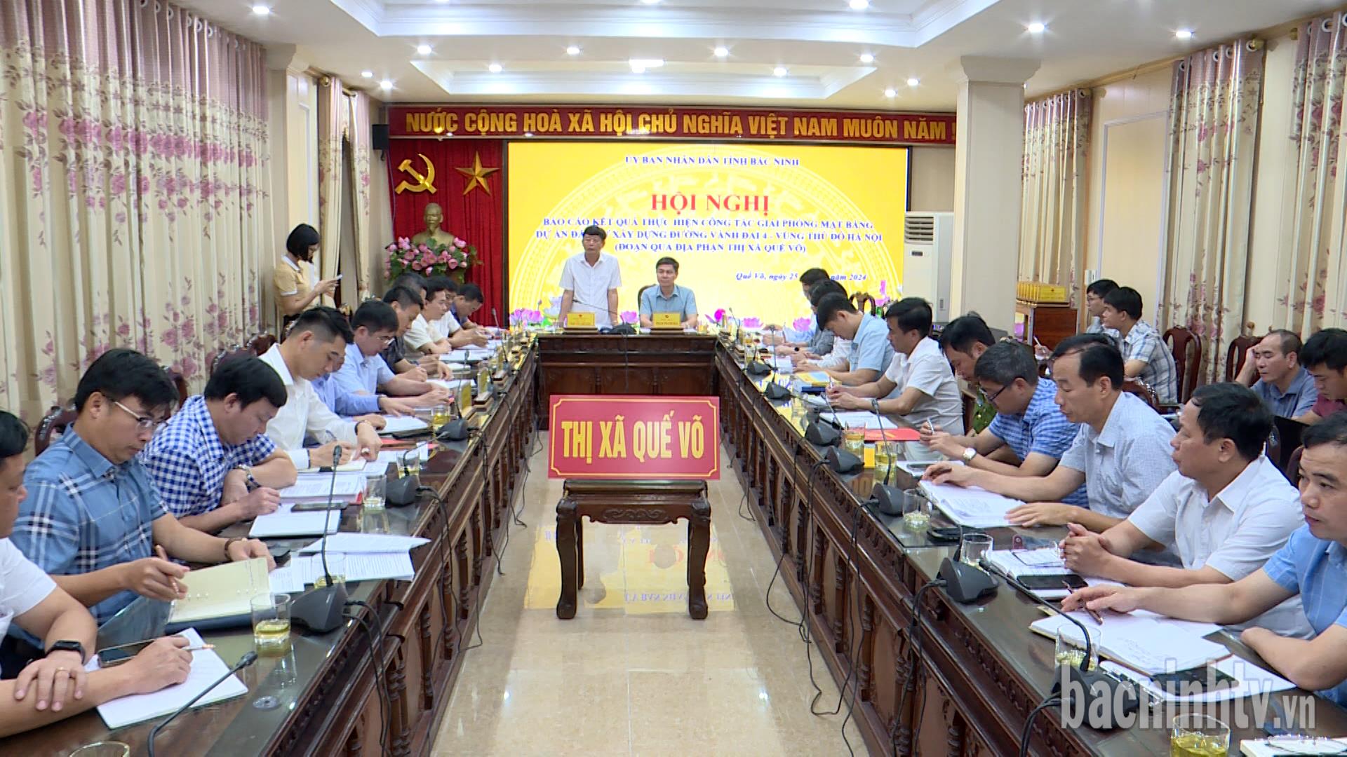 Phó Chủ tịch UBND tỉnh Ngô Tân Phượng làm việc với thị xã Quế Võ  về công tác giải phóng mặt bằng dự án đường vành đai 4 vùng thủ đô Hà Nội