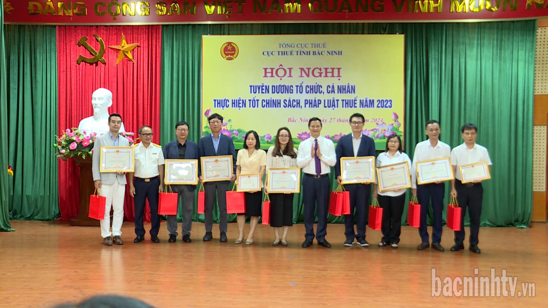 Bắc Ninh tuyên dương các tổ chức cá nhân chấp hành tốt chính sách, pháp luật về thuế