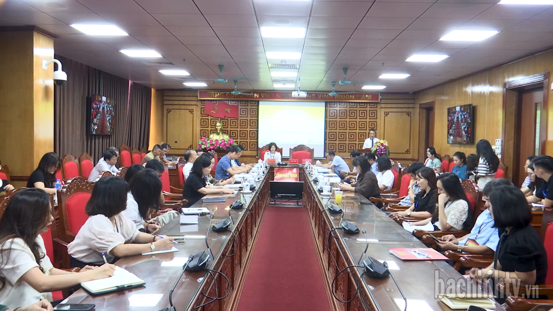 Đưa nội dung tác phẩm đấu tranh phòng chống tham nhũng tiêu cực của Tổng Bí thư Nguyễn Phú Trọng vào các chương trình đào tạo, bồi dưỡng lý luận chính trị