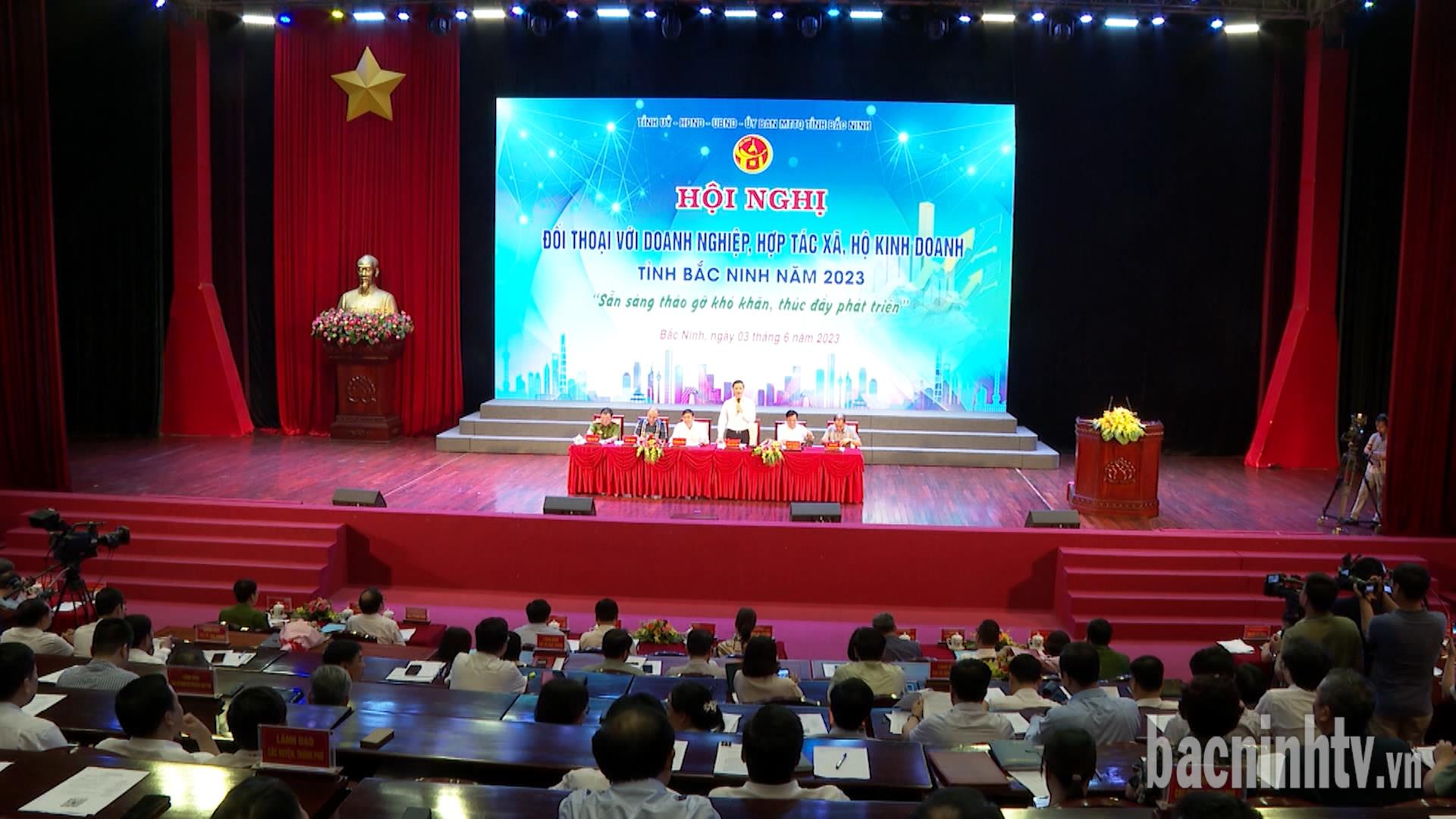 Tháo gỡ vướng mắc về đấu thầu lựa chọn nhà đầu tư, đấu giá quyền sử dụng đất.