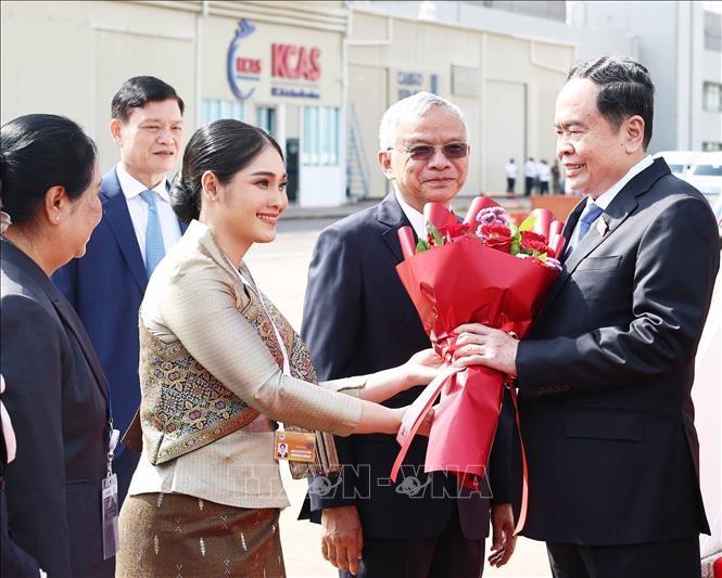 Chủ tịch Quốc hội Trần Thanh Mẫn bắt đầu thăm chính thức Lào và tham dự Đại hội đồng AIPA-45