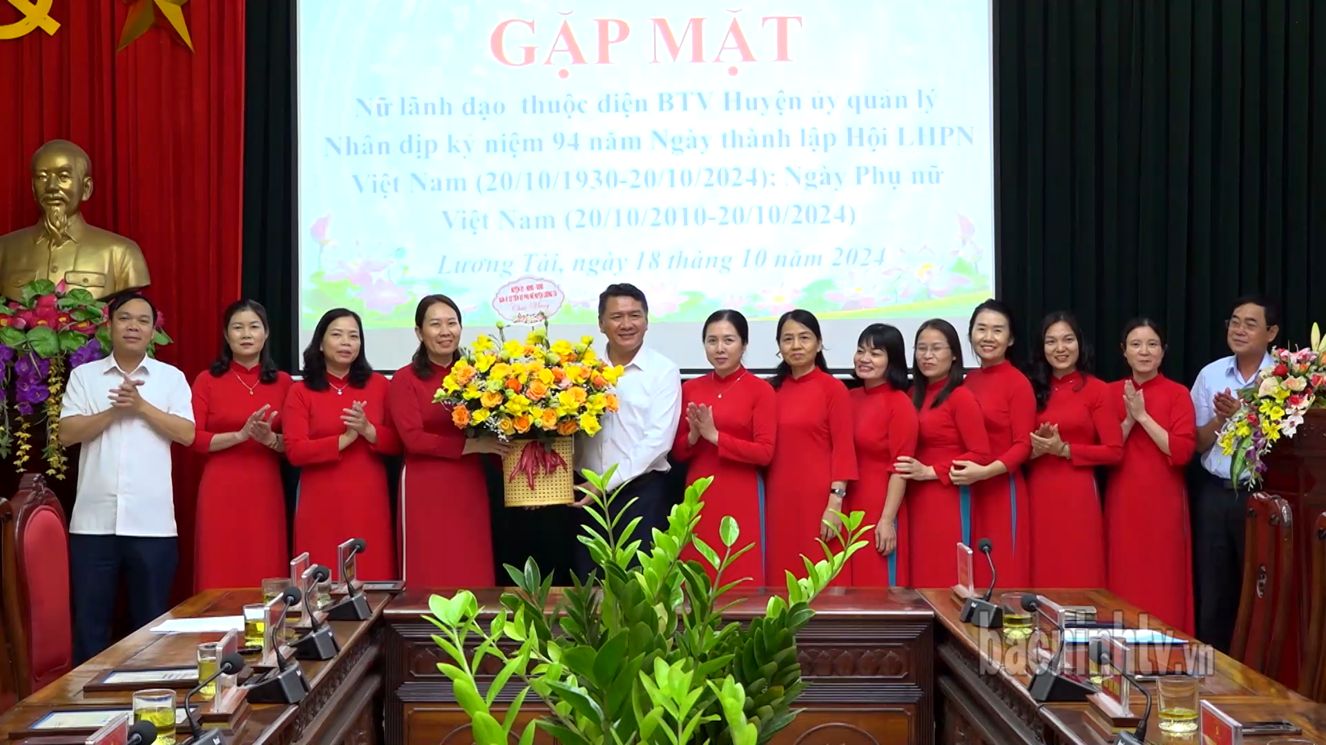 Lương Tài gặp mặt cán bộ nữ lãnh đạo, quản lý nhân kỷ niệm ngày Phụ nữ Việt Nam 20/10