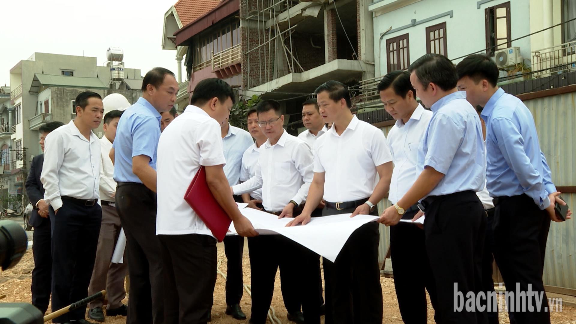 Chủ tịch UBND tỉnh kiểm tra tiến độ dự án tôn tạo khu di tích đền Đô và sông Tiêu Tương