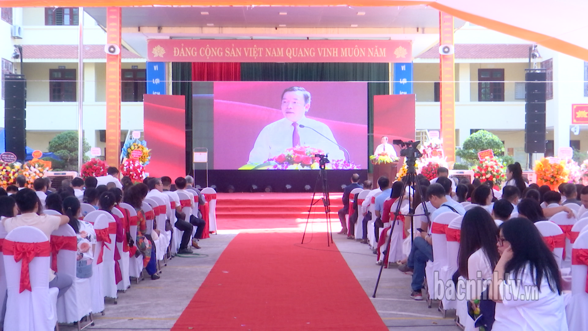 Trường THPB Lý Thái Tổ kỷ niệm 95 năm thành lập