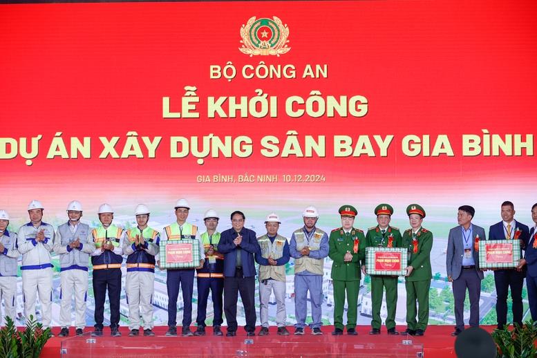 Thủ tướng Chính phủ Phạm Minh Chính dự lễ khởi công  sân bay Gia Bình
