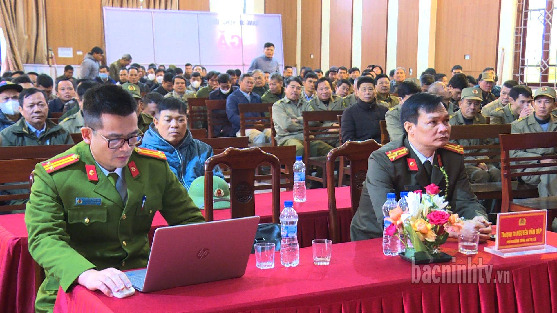 Công an thị xã Quế Võ bồi dưỡng nghiệp vụ cho lực lượng tham gia bảo vệ an ninh trật tự ở cơ sở