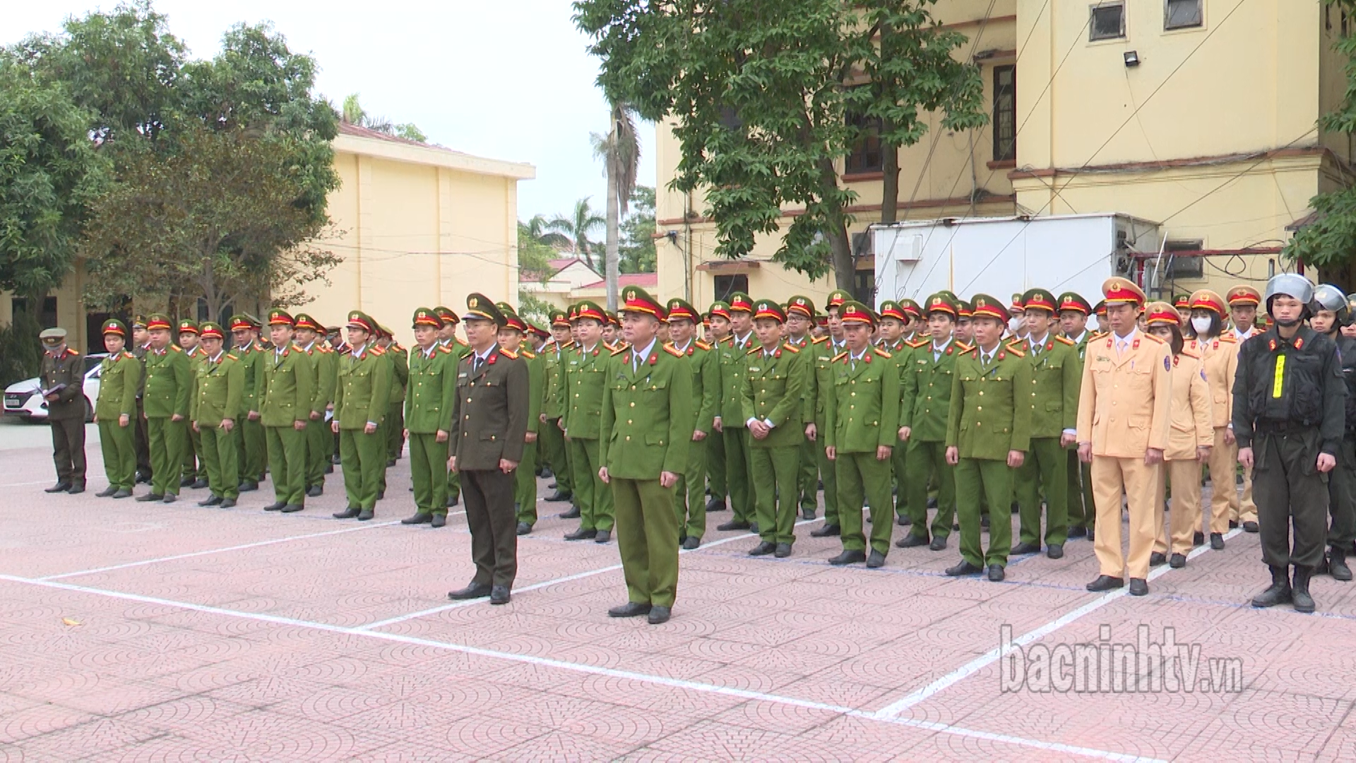 Công an huyện Gia Bình ra quân cao điểm Tết Nguyên đán Ất Tỵ năm 2025