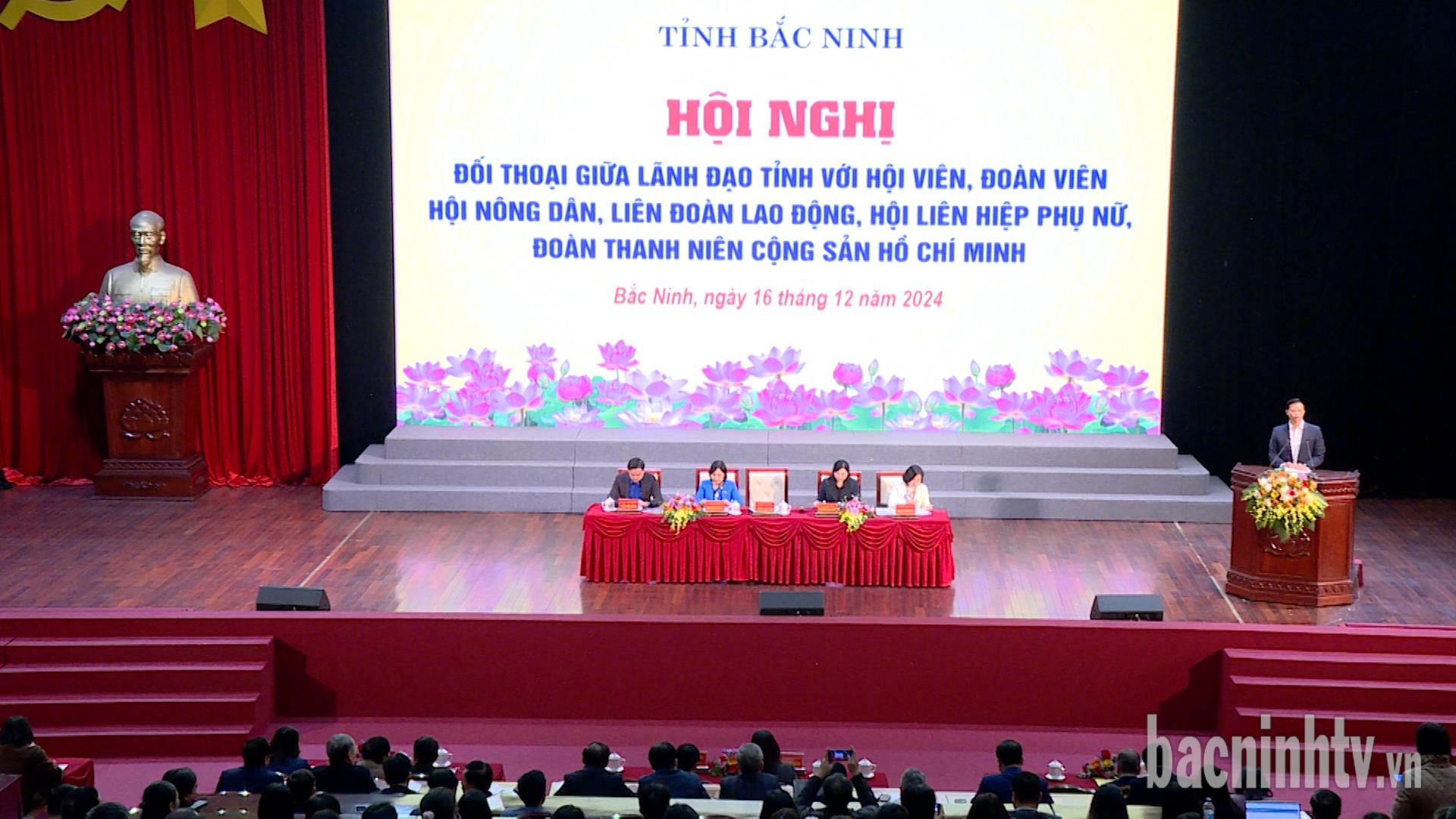 Hội nghị đối thoại giữa lãnh đạo tỉnh với hội viên, đoàn viên Hội Nông dân, Liên đoàn Lao động, Hội Liên hiệp Phụ nữ, Đoàn TNCS Hồ Chí Minh tỉnh Bắc Ninh