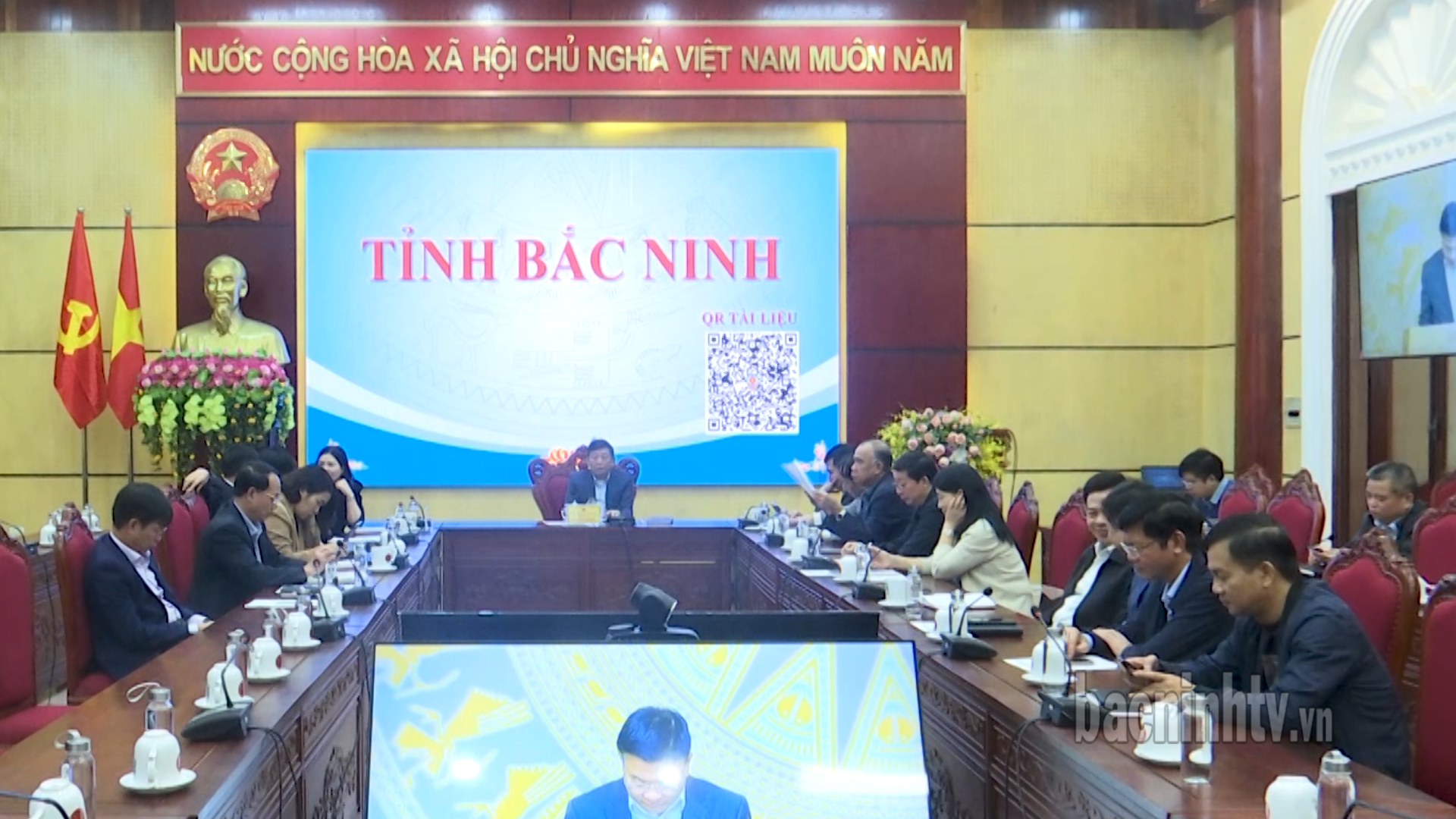 Quán triệt, triển khai thi hành các Luật, Nghị quyết được thông qua tại Kỳ họp thứ 8, Quốc hội khoá XV