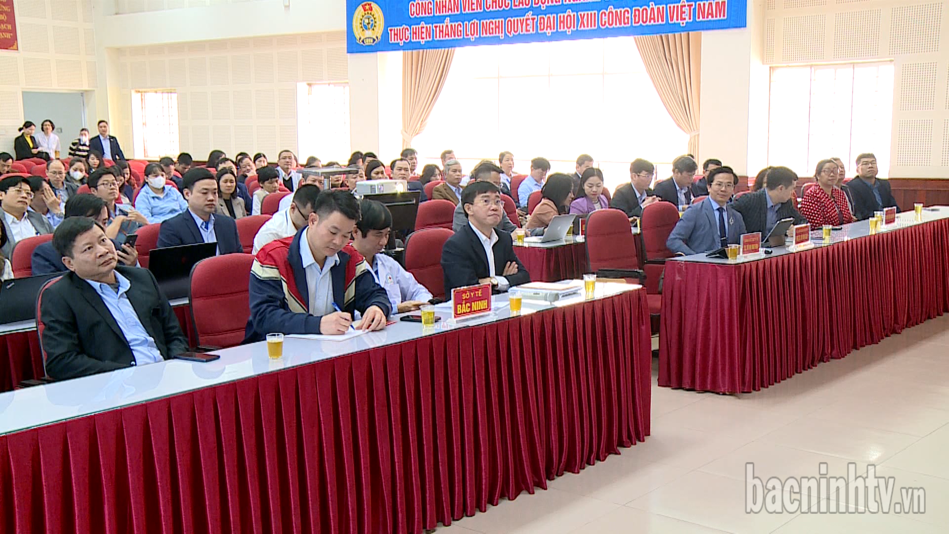 Thúc đẩy kết nối, liên thông dữ liệu y tế với Bệnh viện Bạch Mai