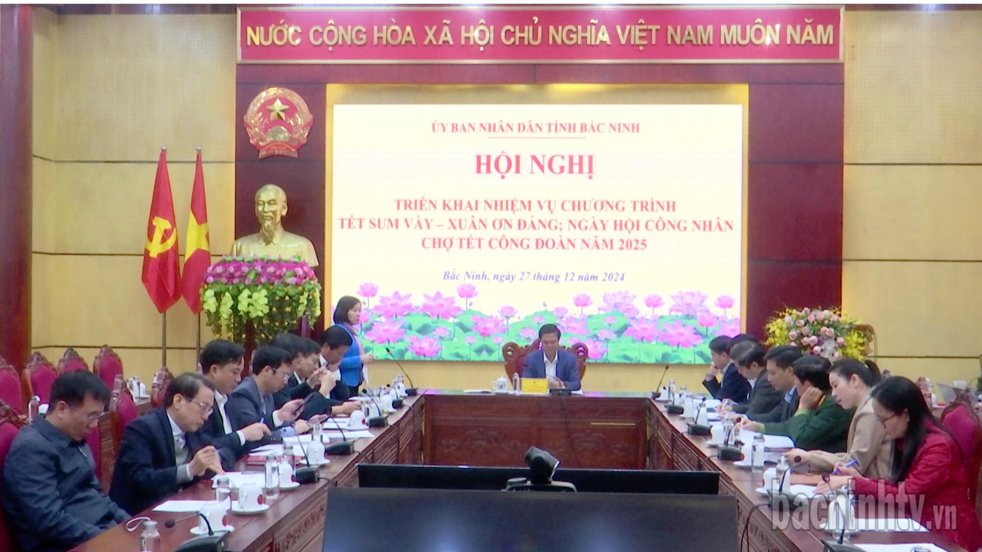Họp Ban Chỉ đạo Chương trình “Tết sum vầy – Xuân ơn Đảng"