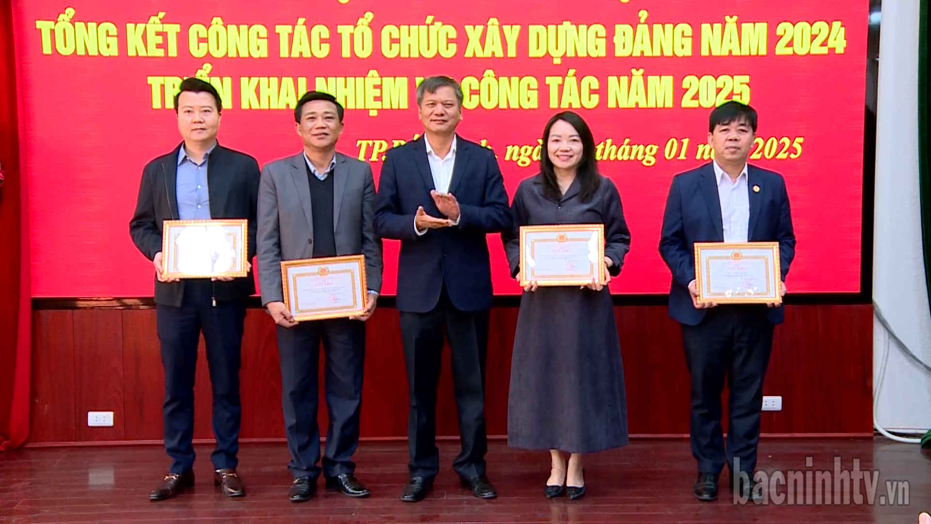 Thành ủy Bắc Ninh triển khai nhiệm vụ công tác tổ chức xây dựng đảng năm 2025