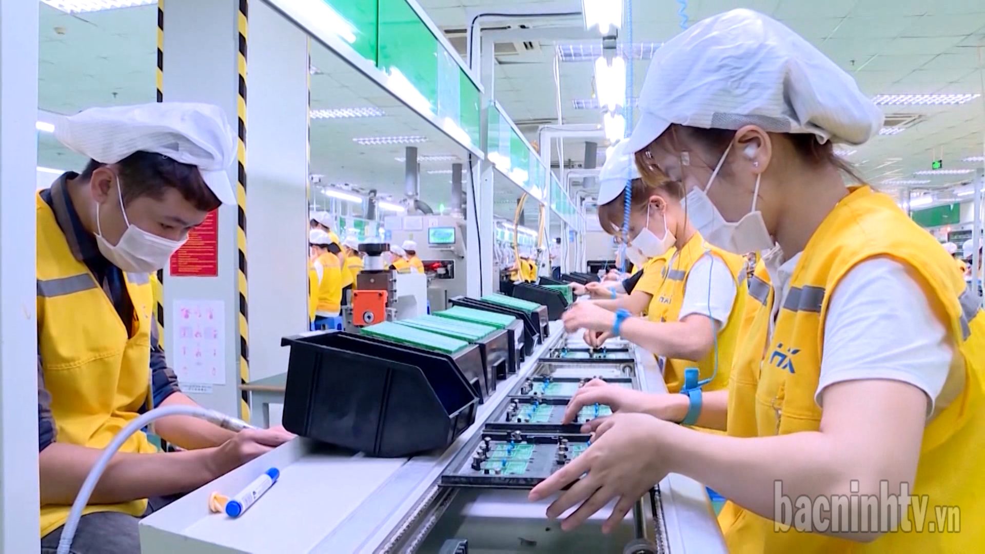 Dự báo, 36,5% số doanh nghiệp đánh giá xu hướng sẽ tốt lên