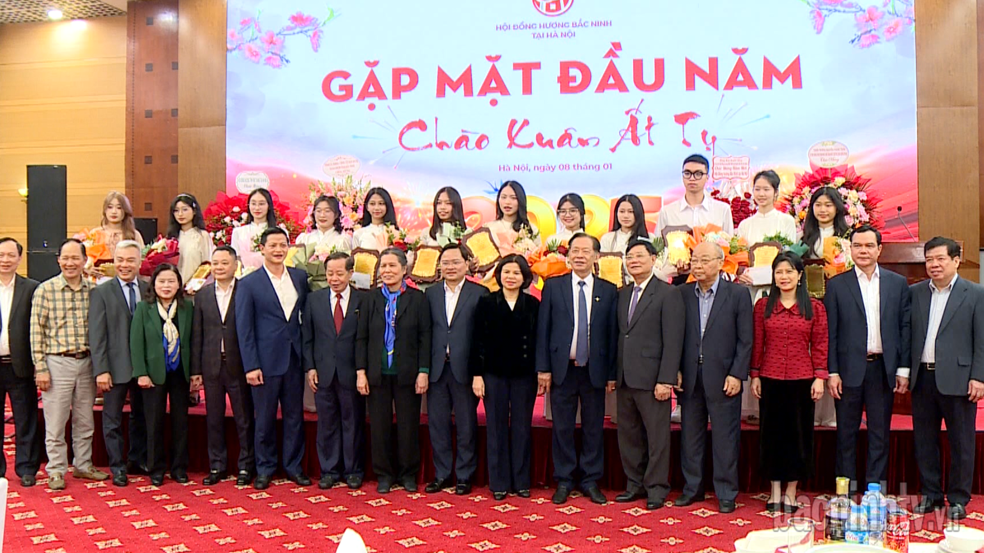 Lãnh đạo tỉnh gặp mặt Hội đồng hương Bắc Ninh tại Hà Nội