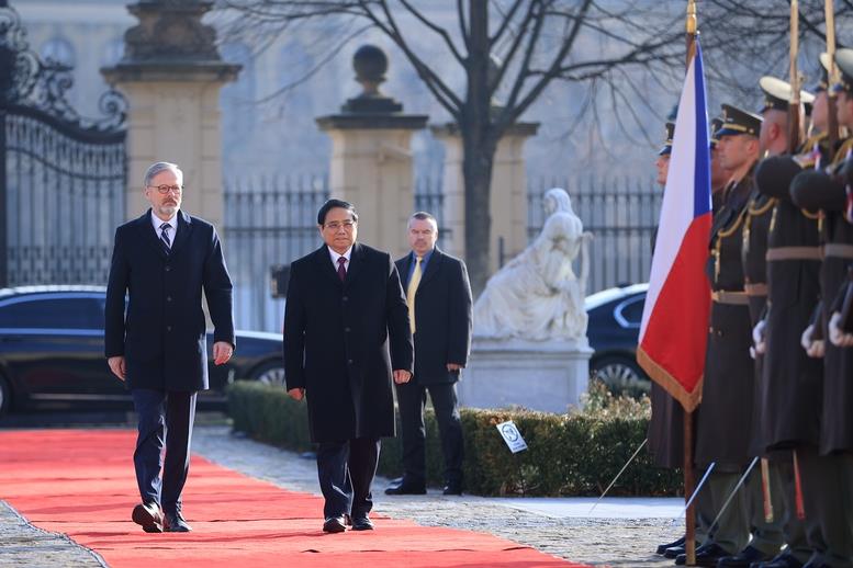 Hai Thủ tướng Việt Nam và Czech hội đàm, xác lập dấu mốc lịch sử mới trong quan hệ song phương