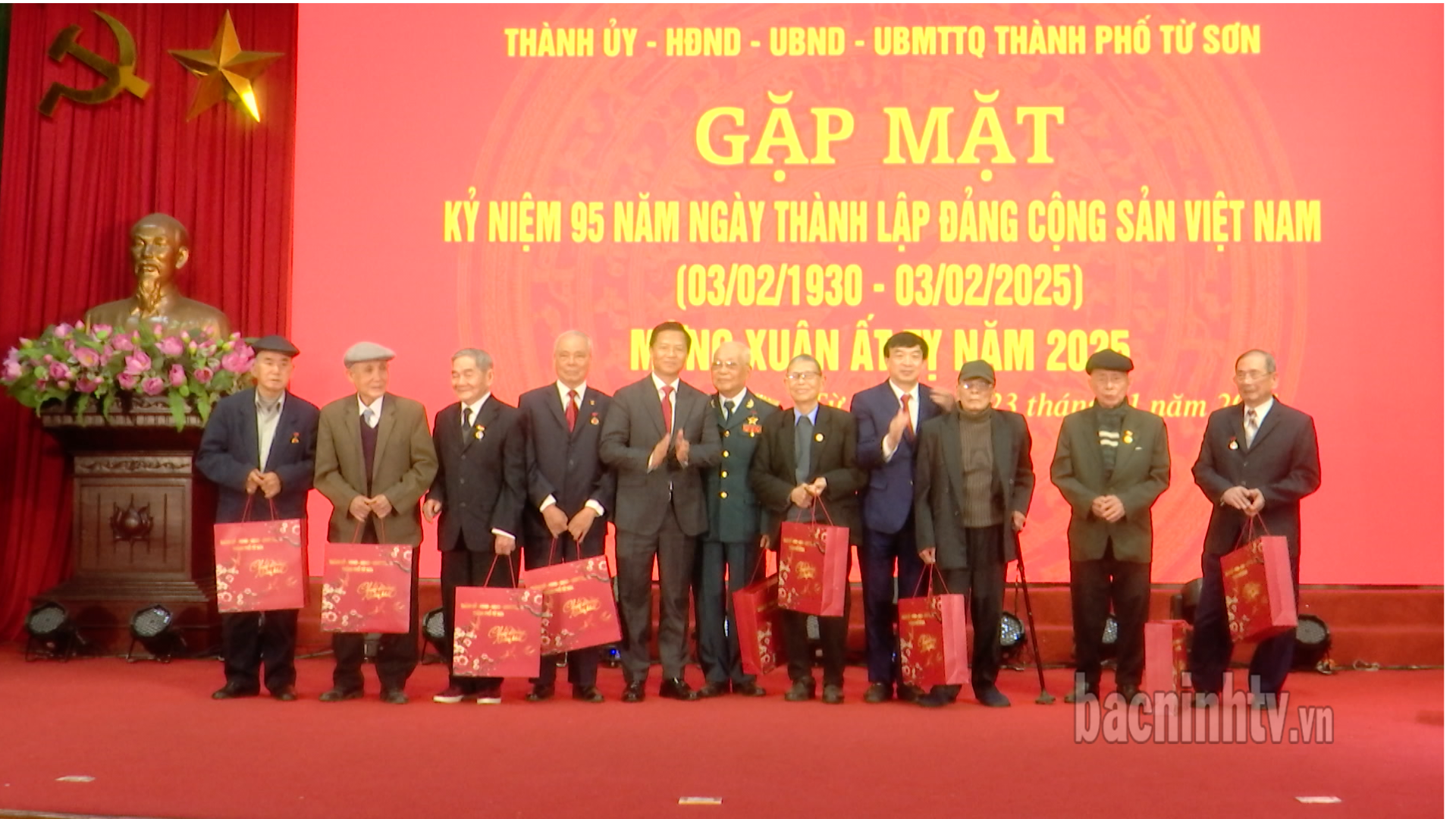 Thành phố Từ Sơn gặp mặt kỷ niệm 95 năm Ngày thành lập Đảng Cộng sản Việt Nam