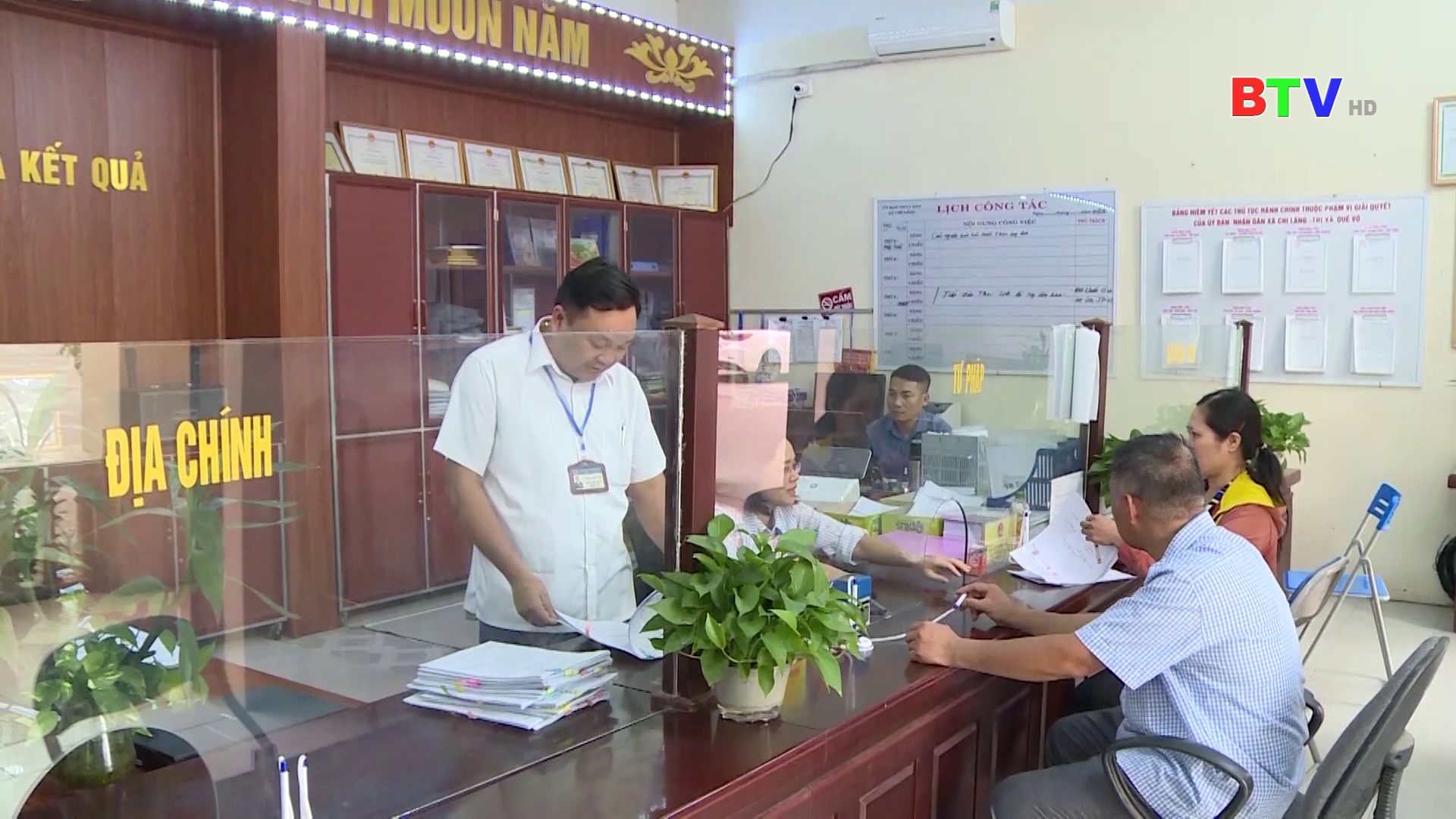 VẬN HÀNH BỘ MÁY CẤP XÃ MỚI THÀNH LẬP