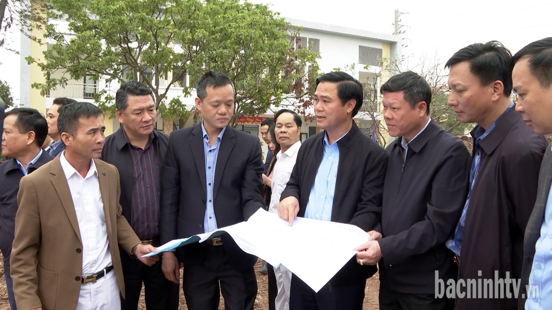 Phó Chủ tịch UBND tỉnh Lê Xuân Lợi đôn đốc tiến độ sản xuất nông nghiệp