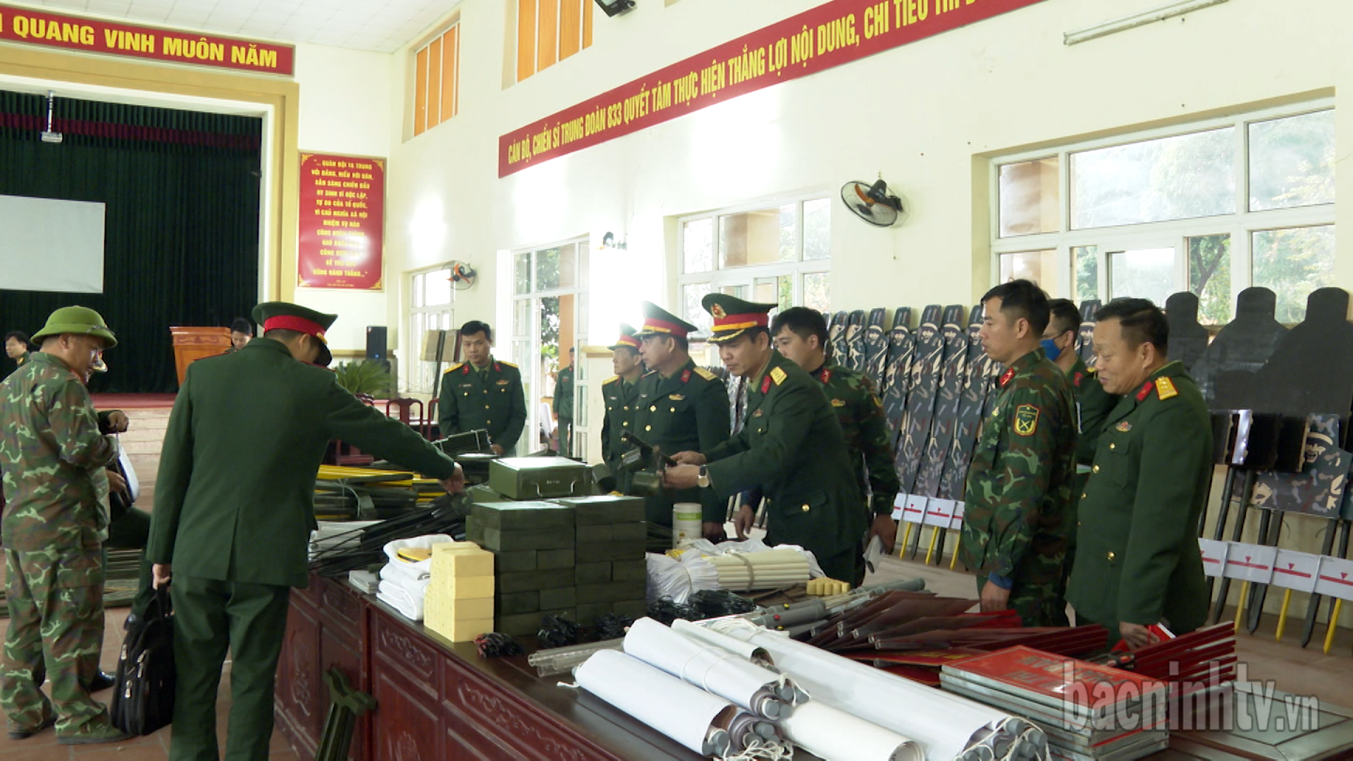 Quân khu 1 kiểm tra công tác chuẩn bị huấn luyện 2025