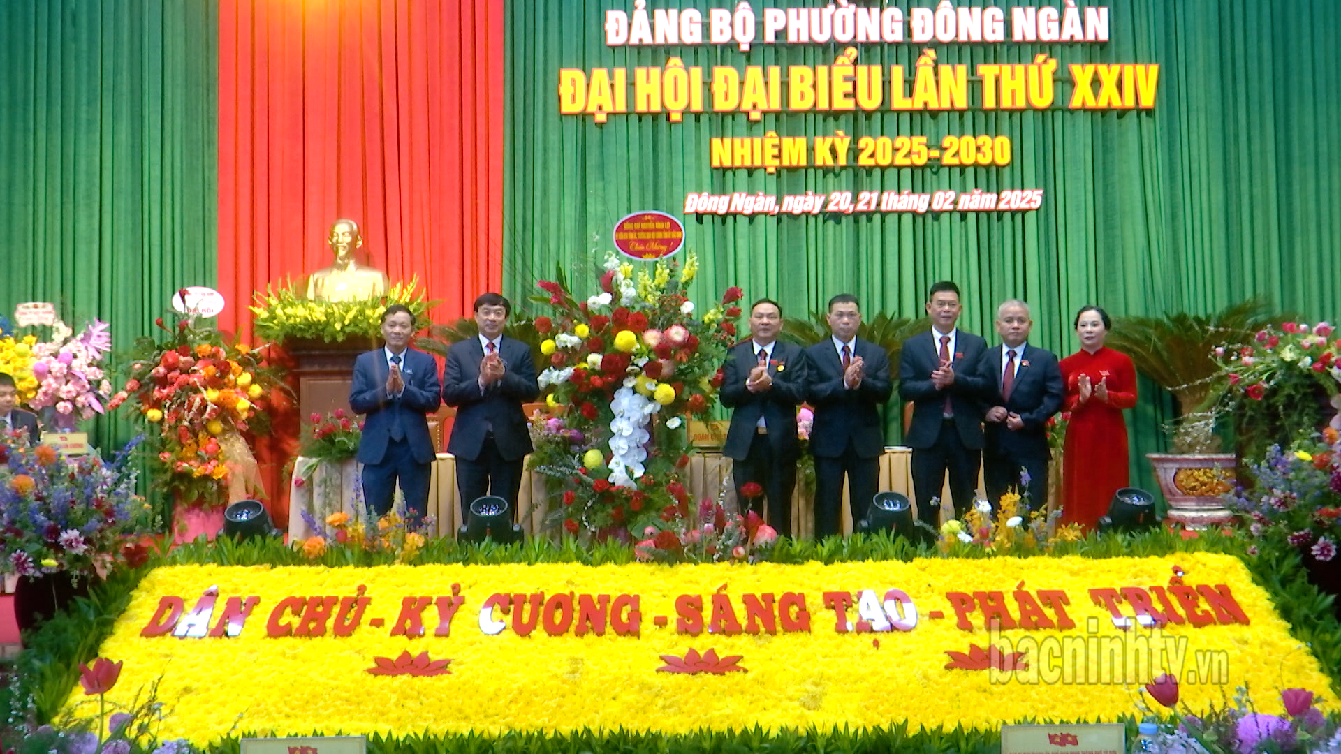 Đại hội điểm Đảng bộ phường Đông Ngàn, nhiệm kỳ 2025-2030